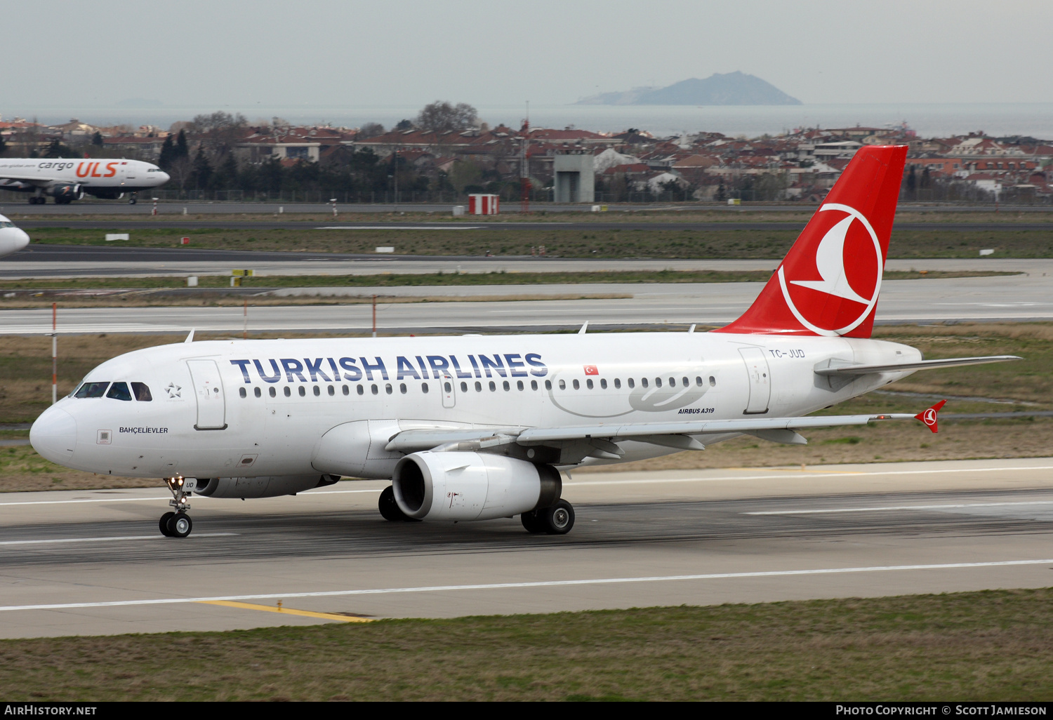 Aircraft Photo of TC-JUD | Airbus A319-132 | Turkish Airlines | AirHistory.net #653699