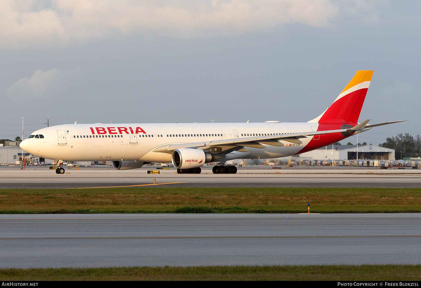 Aircraft Photo of EC-LXK | Airbus A330-302 | Iberia | AirHistory.net #653747