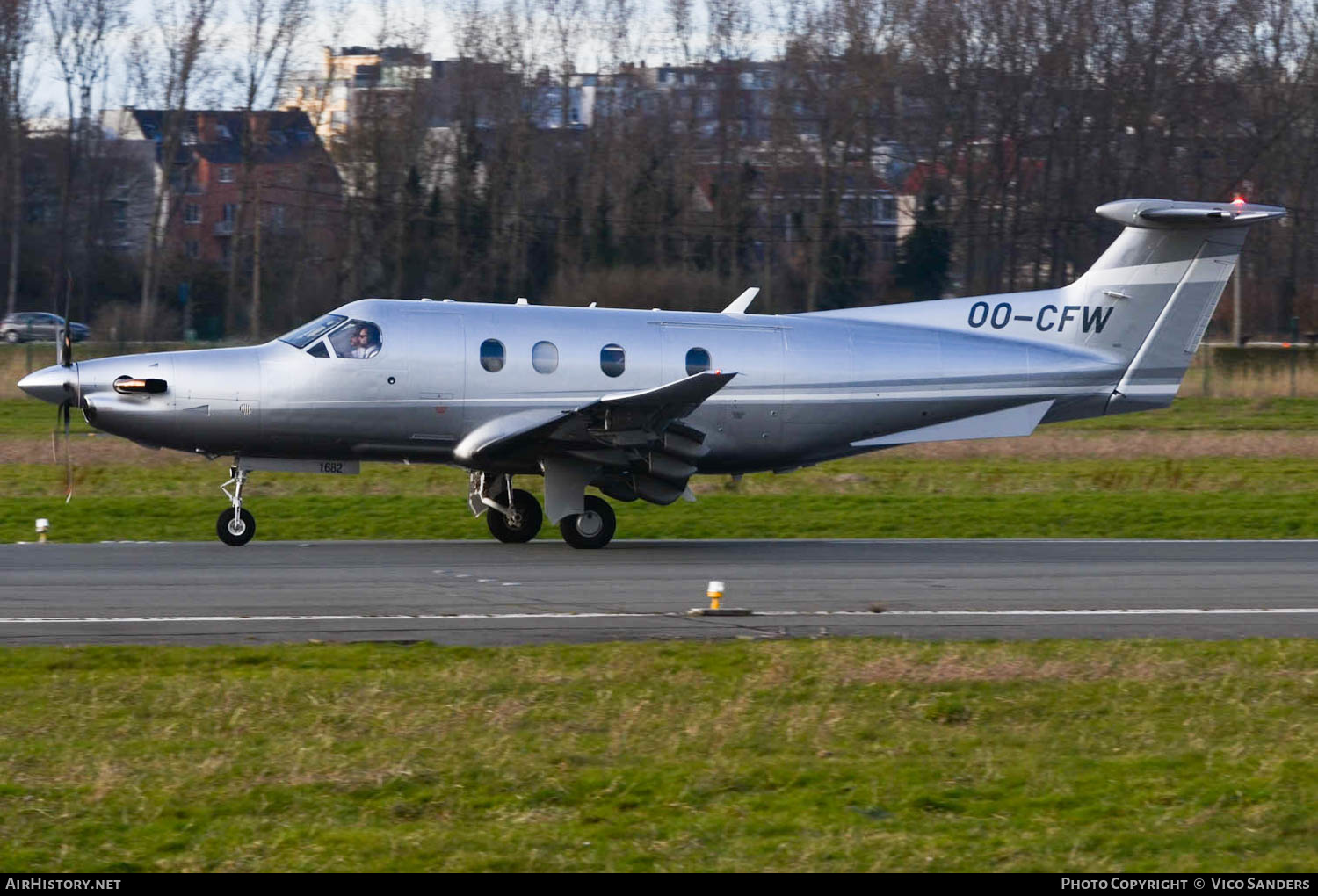 Aircraft Photo of OO-CFW | Pilatus PC-12NG (PC-12/47E) | AirHistory.net #653774