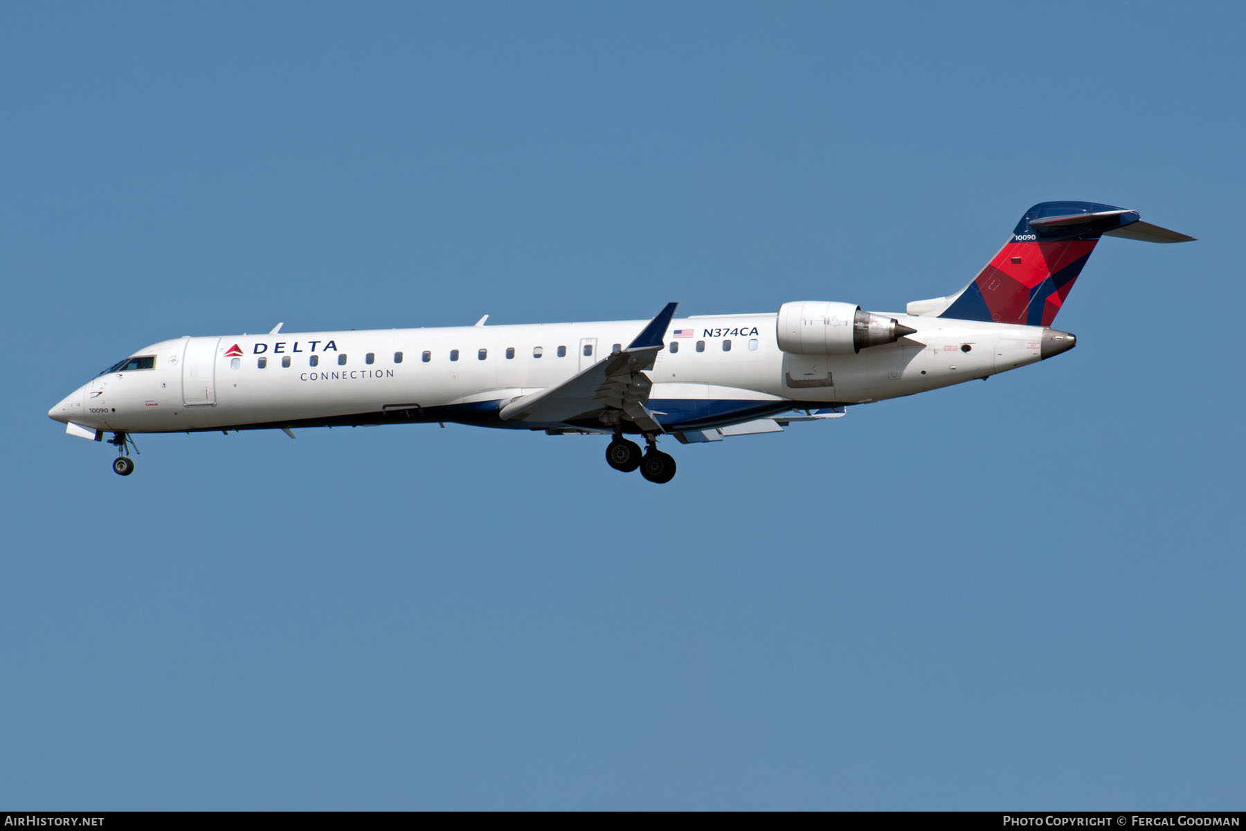 Aircraft Photo of N374CA | Bombardier CRJ-701ER (CL-600-2C10) | Delta Connection | AirHistory.net #653787