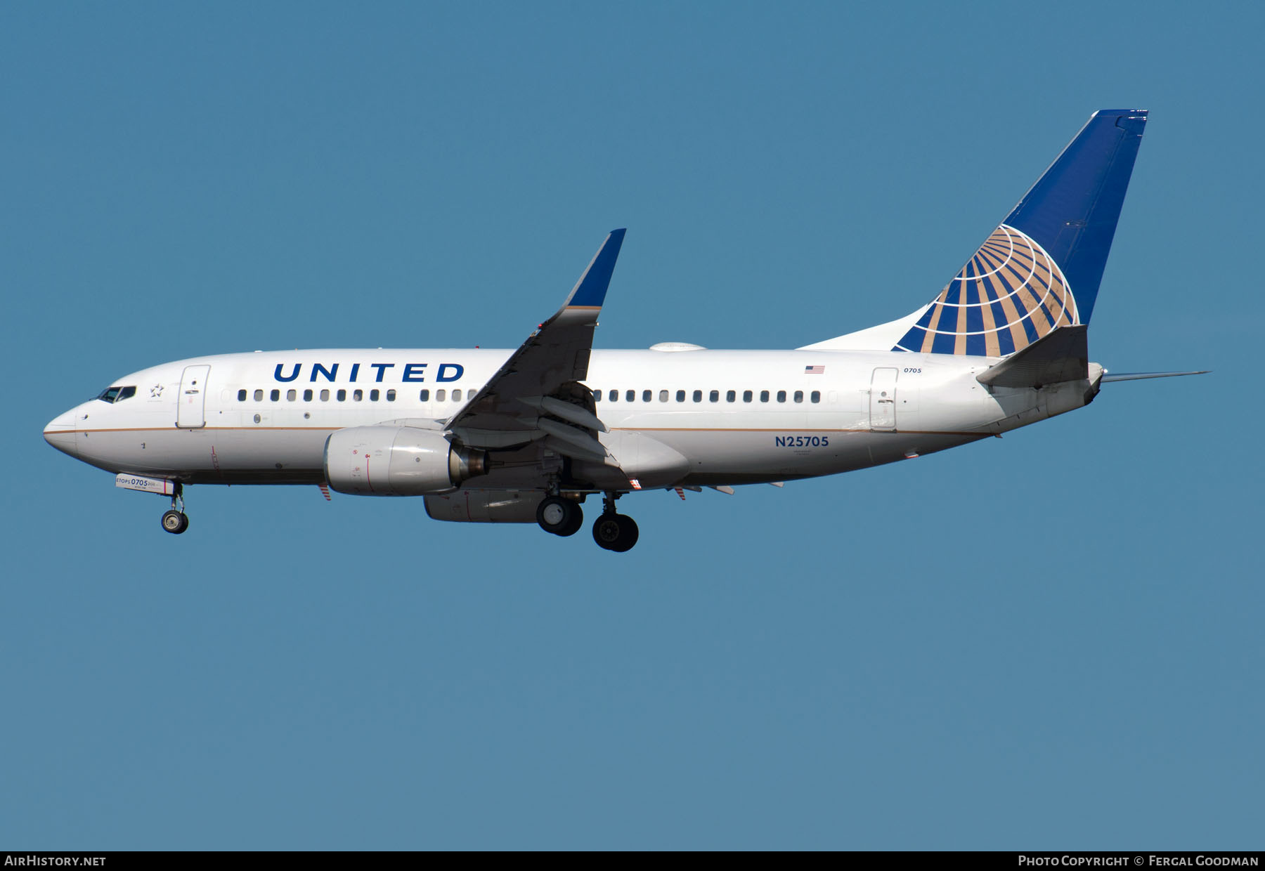 Aircraft Photo of N25705 | Boeing 737-724 | United Airlines | AirHistory.net #653813