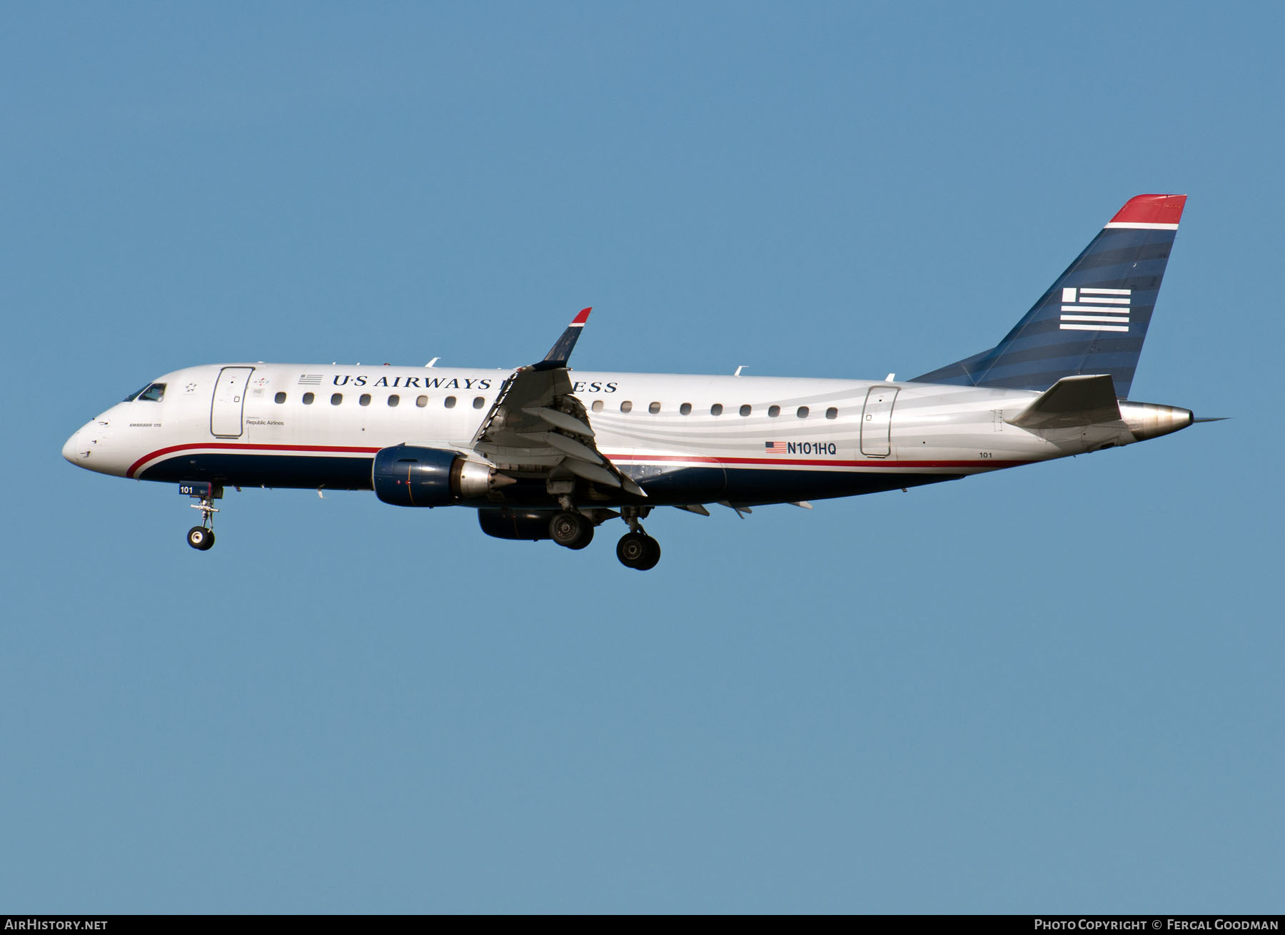 Aircraft Photo of N101HQ | Embraer 175LR (ERJ-170-200LR) | US Airways Express | AirHistory.net #653849