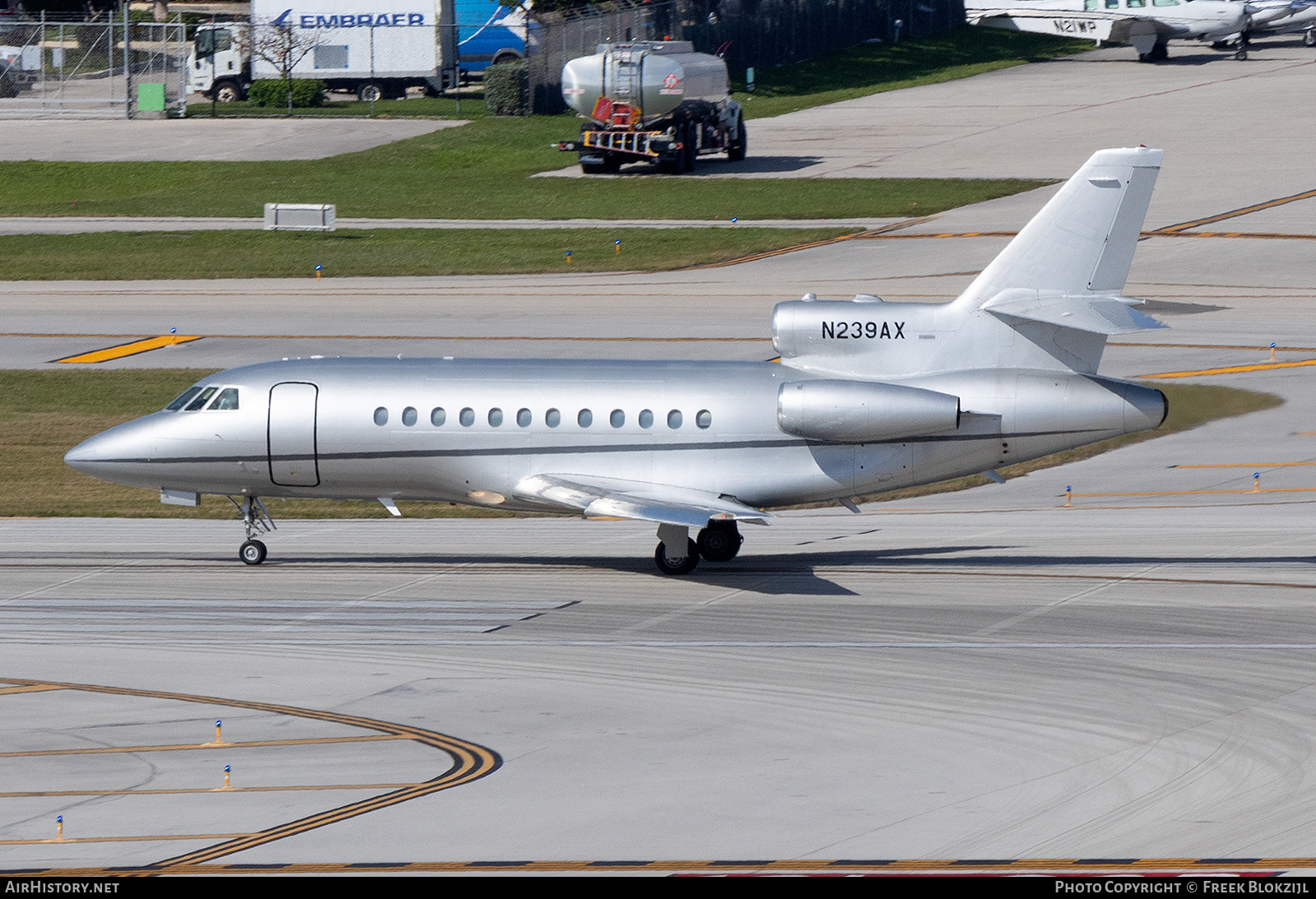 Aircraft Photo of N239AX | Dassault Falcon 900 | AirHistory.net #653854