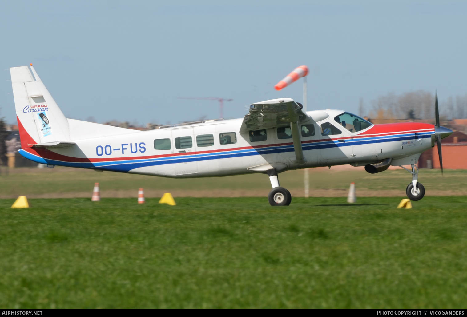 Aircraft Photo of OO-FUS | Cessna 208B Grand Caravan | AirHistory.net #653919