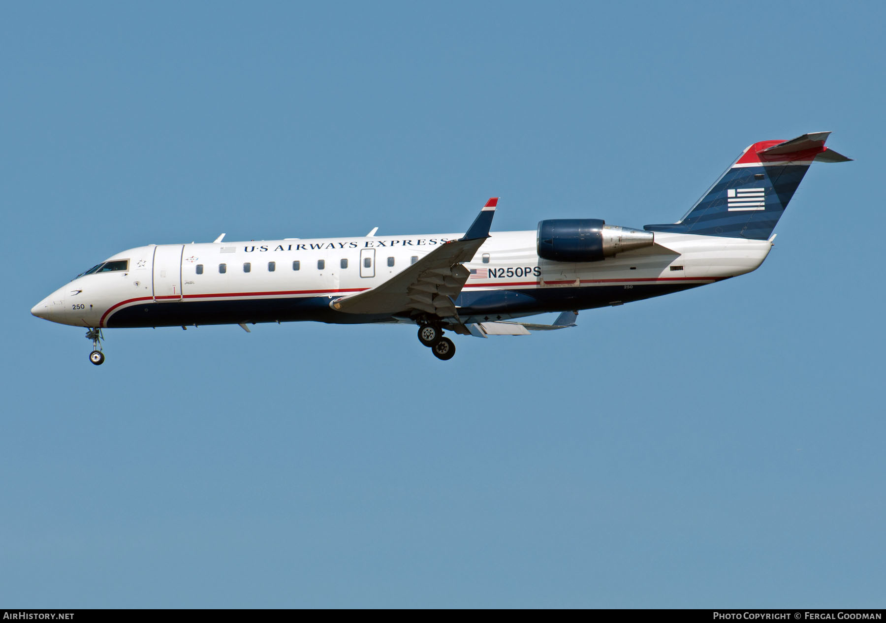 Aircraft Photo of N250PS | Bombardier CRJ-200ER (CL-600-2B19) | US Airways Express | AirHistory.net #653985