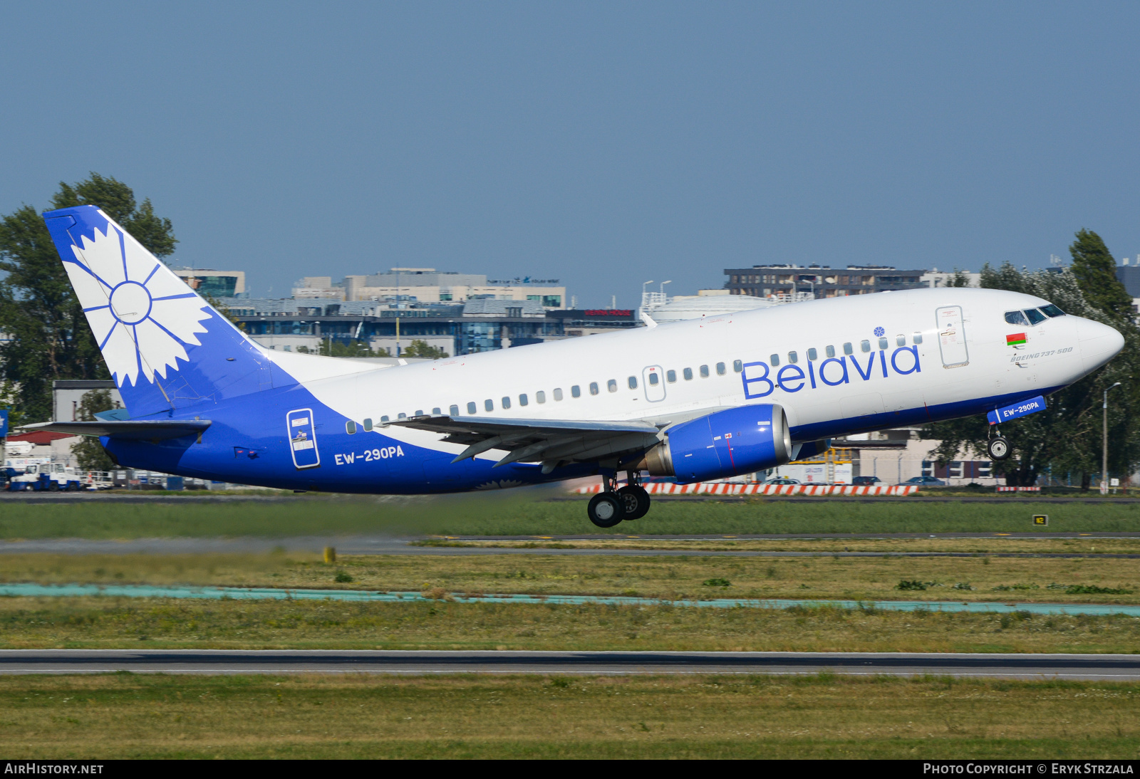 Aircraft Photo of EW-290PA | Boeing 737-5Q8 | Belavia | AirHistory.net #654013