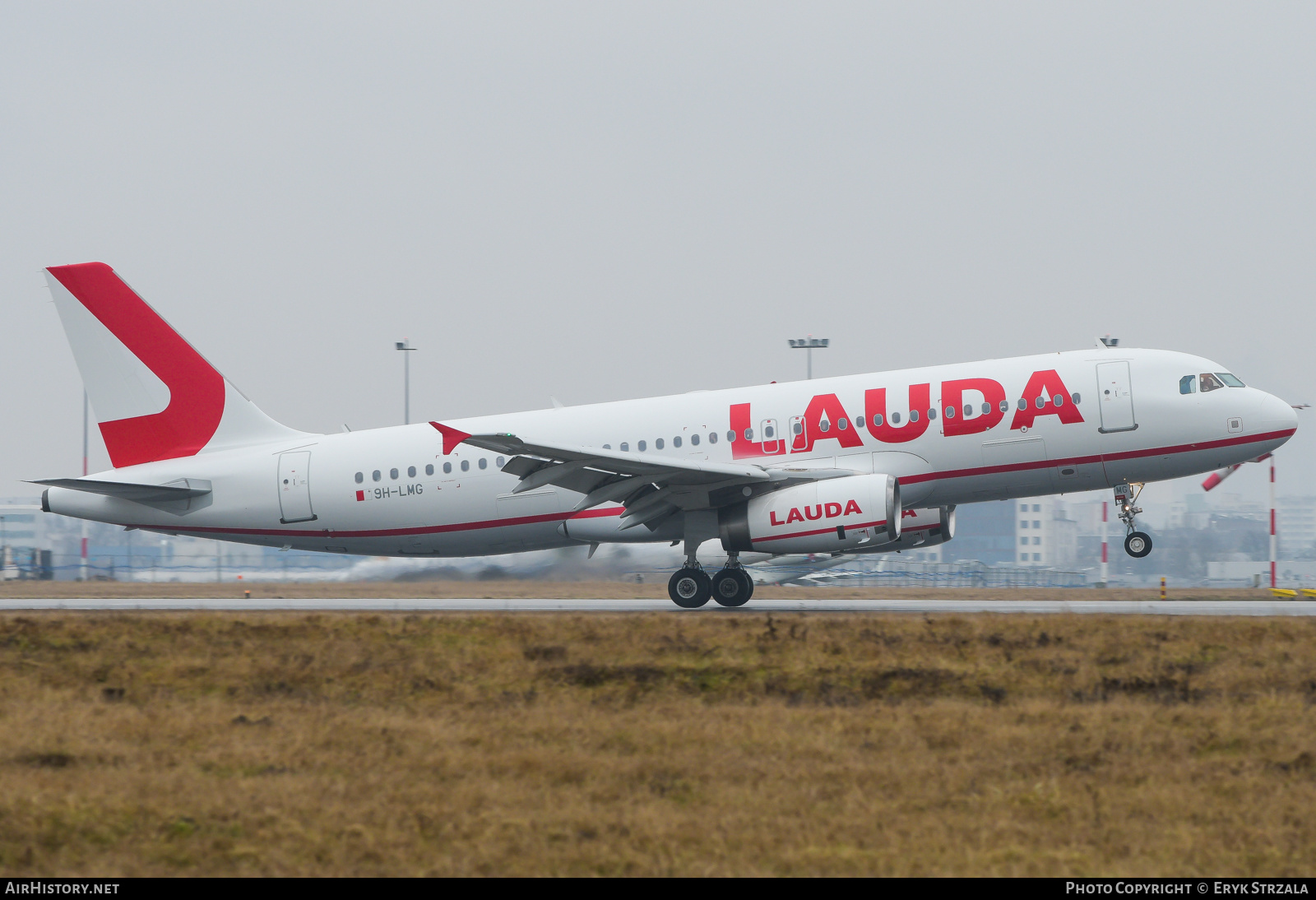 Aircraft Photo of 9H-LMG | Airbus A320-232 | Lauda | AirHistory.net #654014