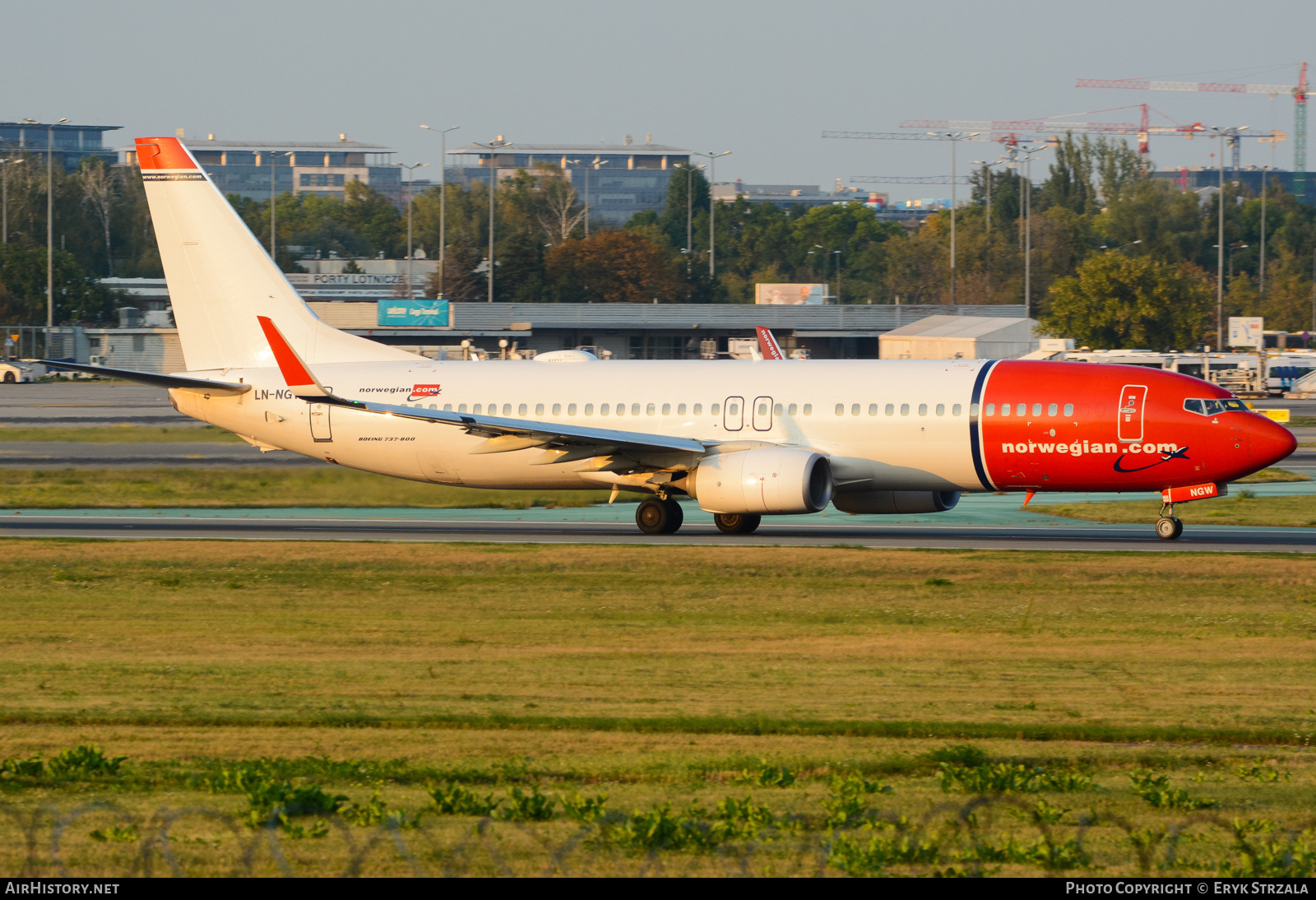 Aircraft Photo of LN-NGW | Boeing 737-8JP | Norwegian | AirHistory.net #654015