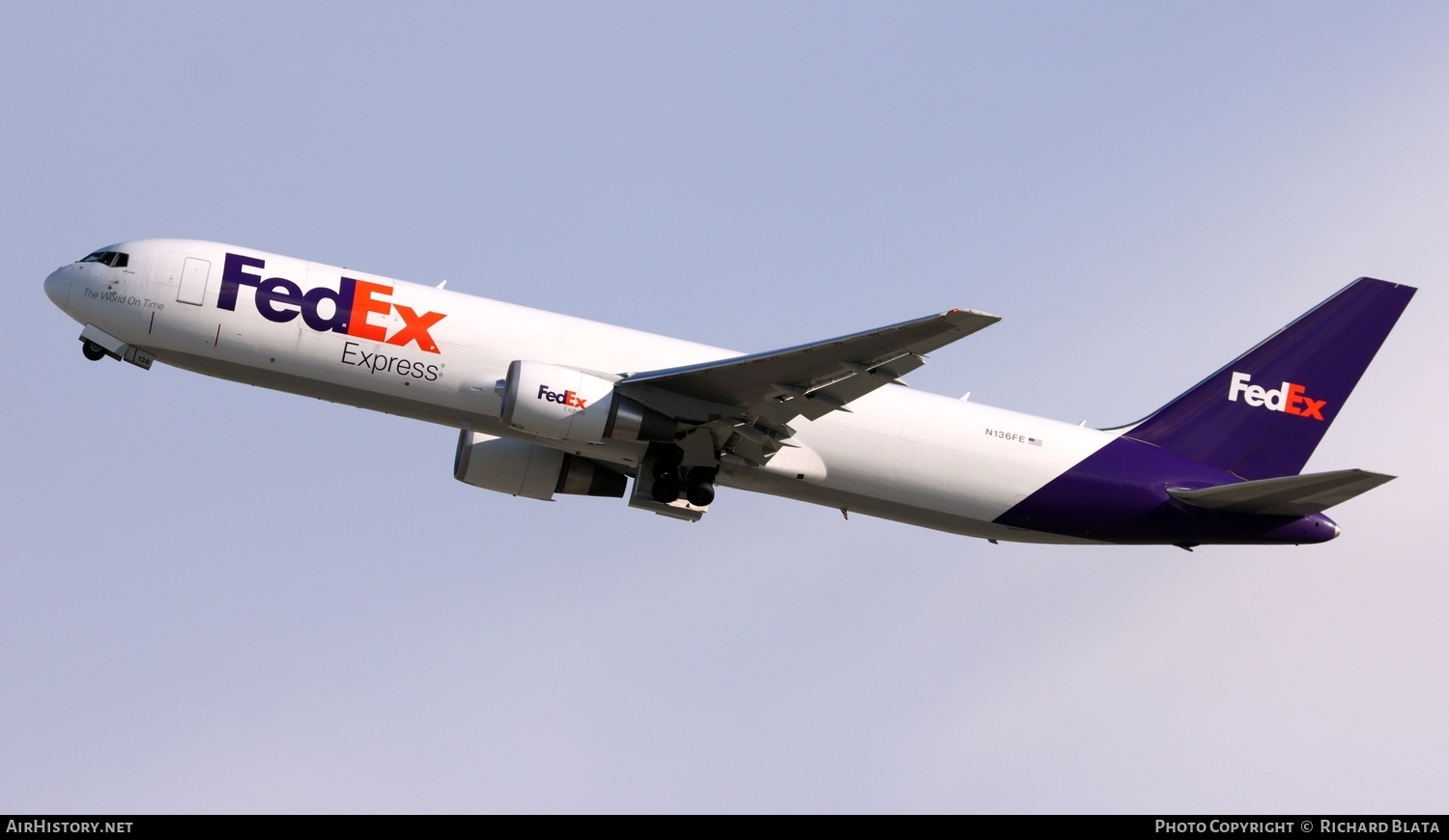 Aircraft Photo of N136FE | Boeing 767-3S2F/ER | FedEx Express | AirHistory.net #654043
