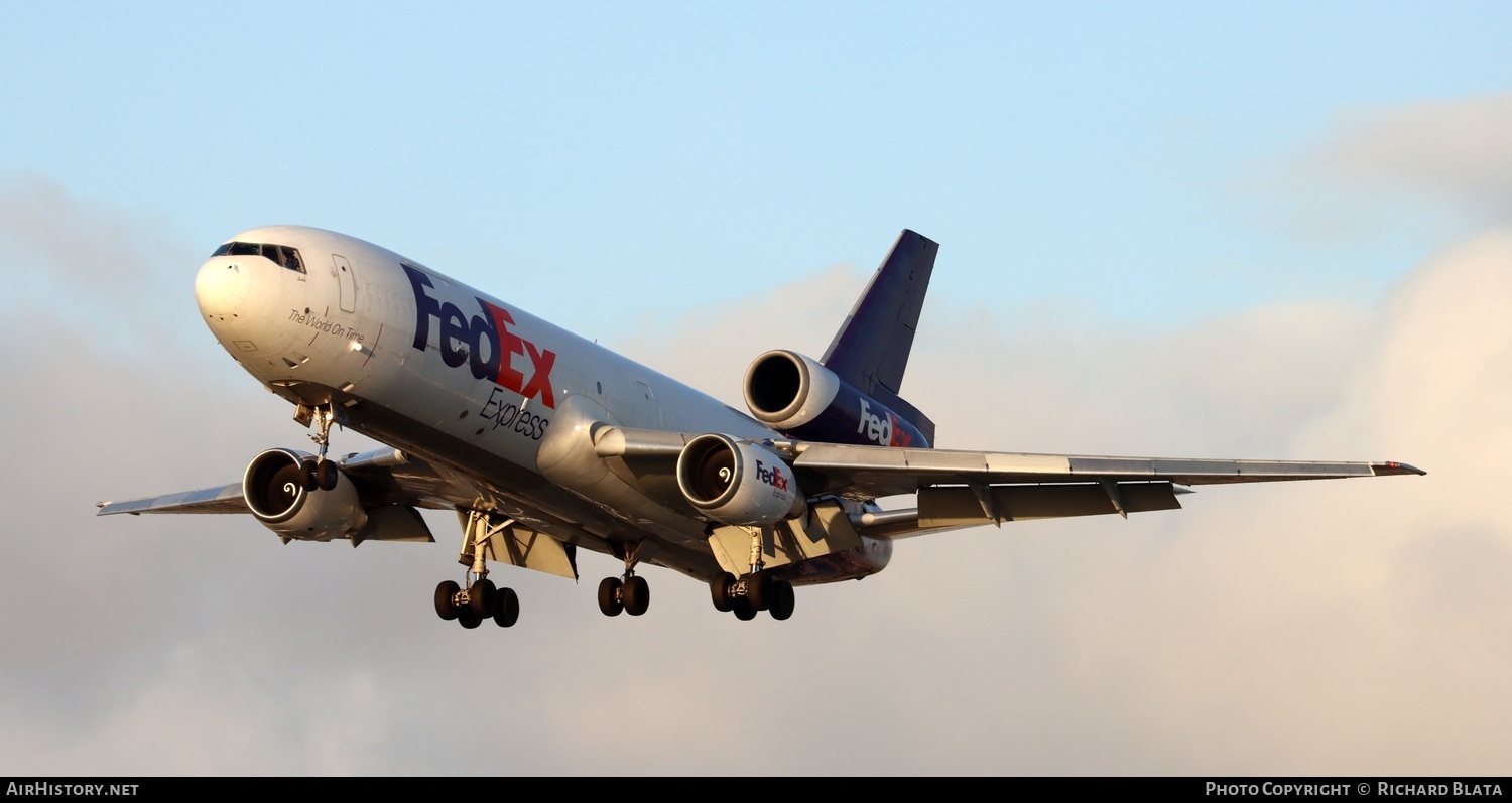 Aircraft Photo of N319FE | Boeing MD-10-30F | FedEx Express - Federal Express | AirHistory.net #654051