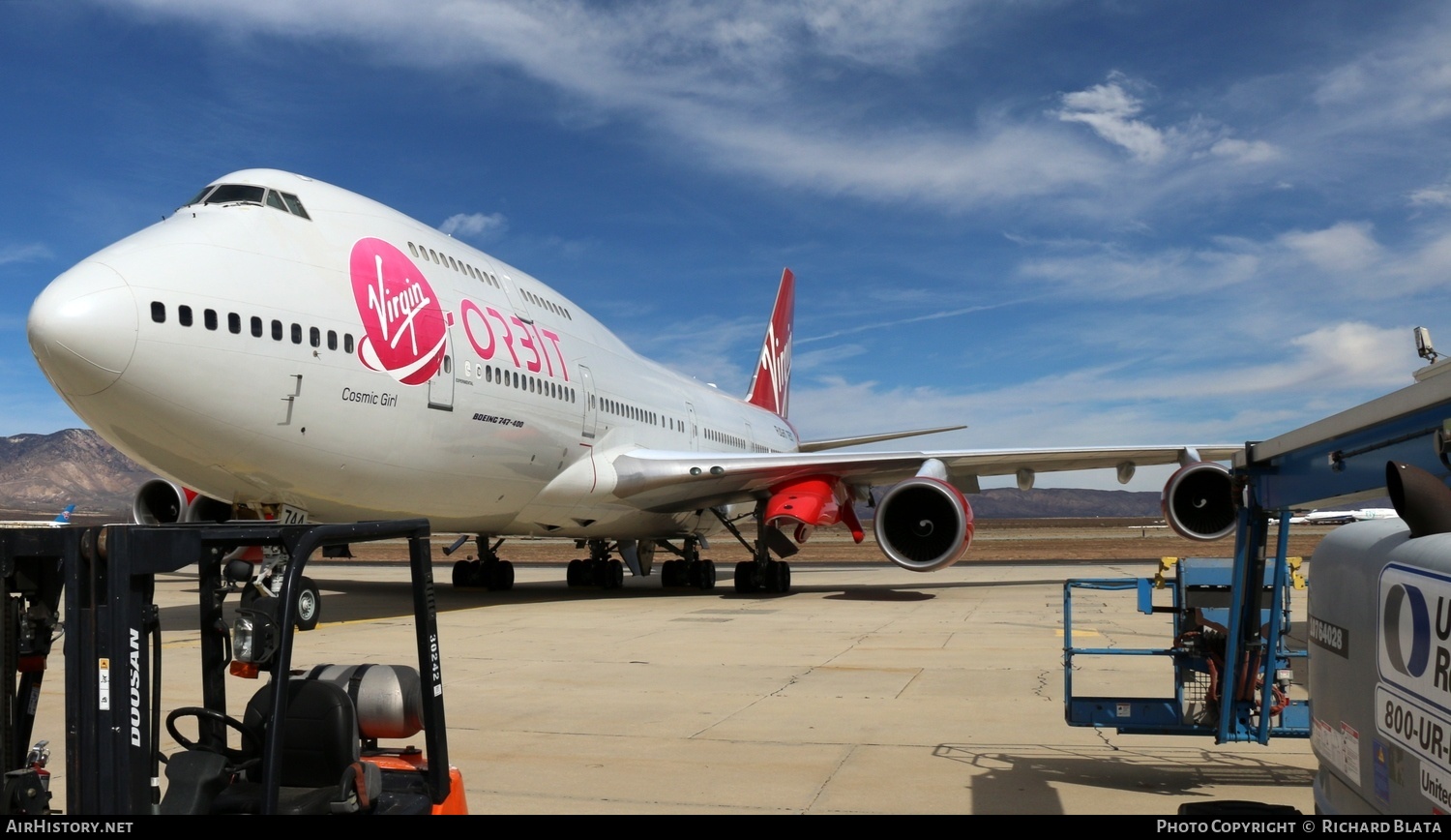 Aircraft Photo of N744VG | Boeing 747-41R | Virgin Galactic | AirHistory.net #654058