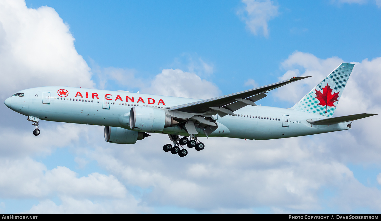 Aircraft Photo of C-FIUF | Boeing 777-233/LR | Air Canada | AirHistory.net #654095