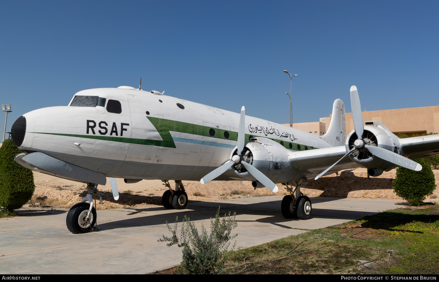 Aircraft Photo of 450 | Douglas C-54 Skymaster | Saudi Arabia - Air Force | AirHistory.net #654149