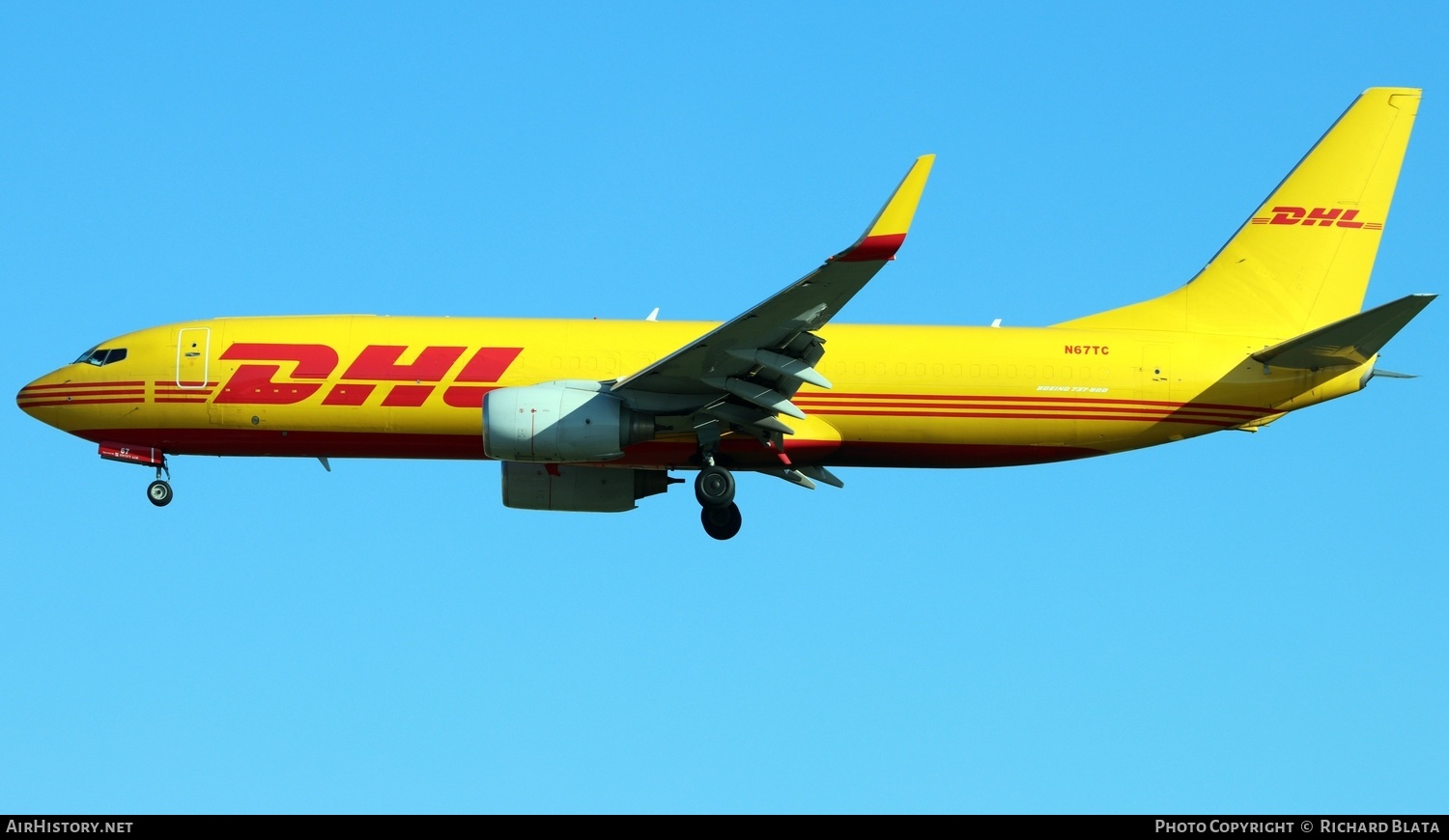 Aircraft Photo of N67TC | Boeing 737-8FH/BDSF | DHL International | AirHistory.net #654152