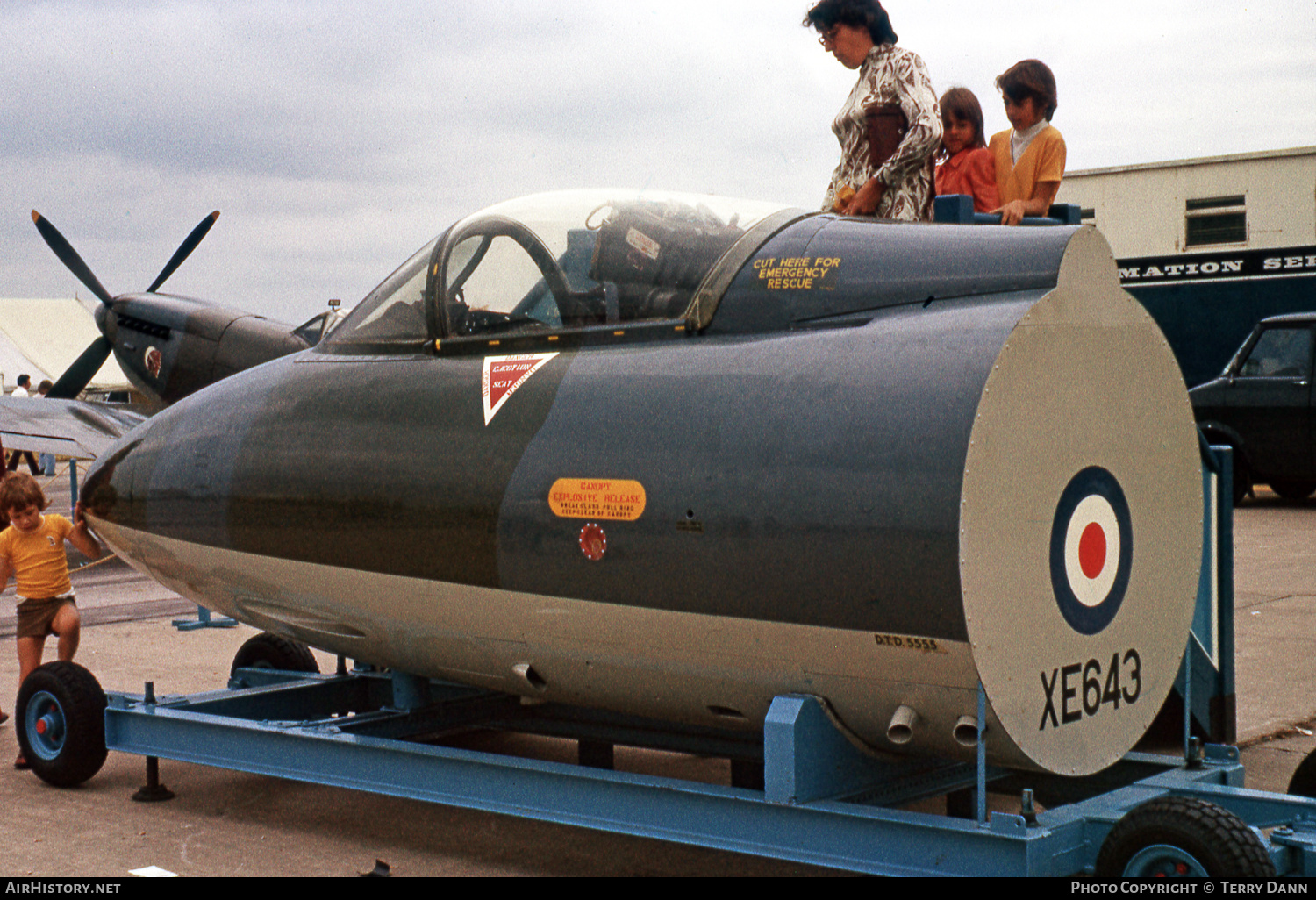 Aircraft Photo of XE643 | Hawker Hunter FGA9 | UK - Air Force | AirHistory.net #654198