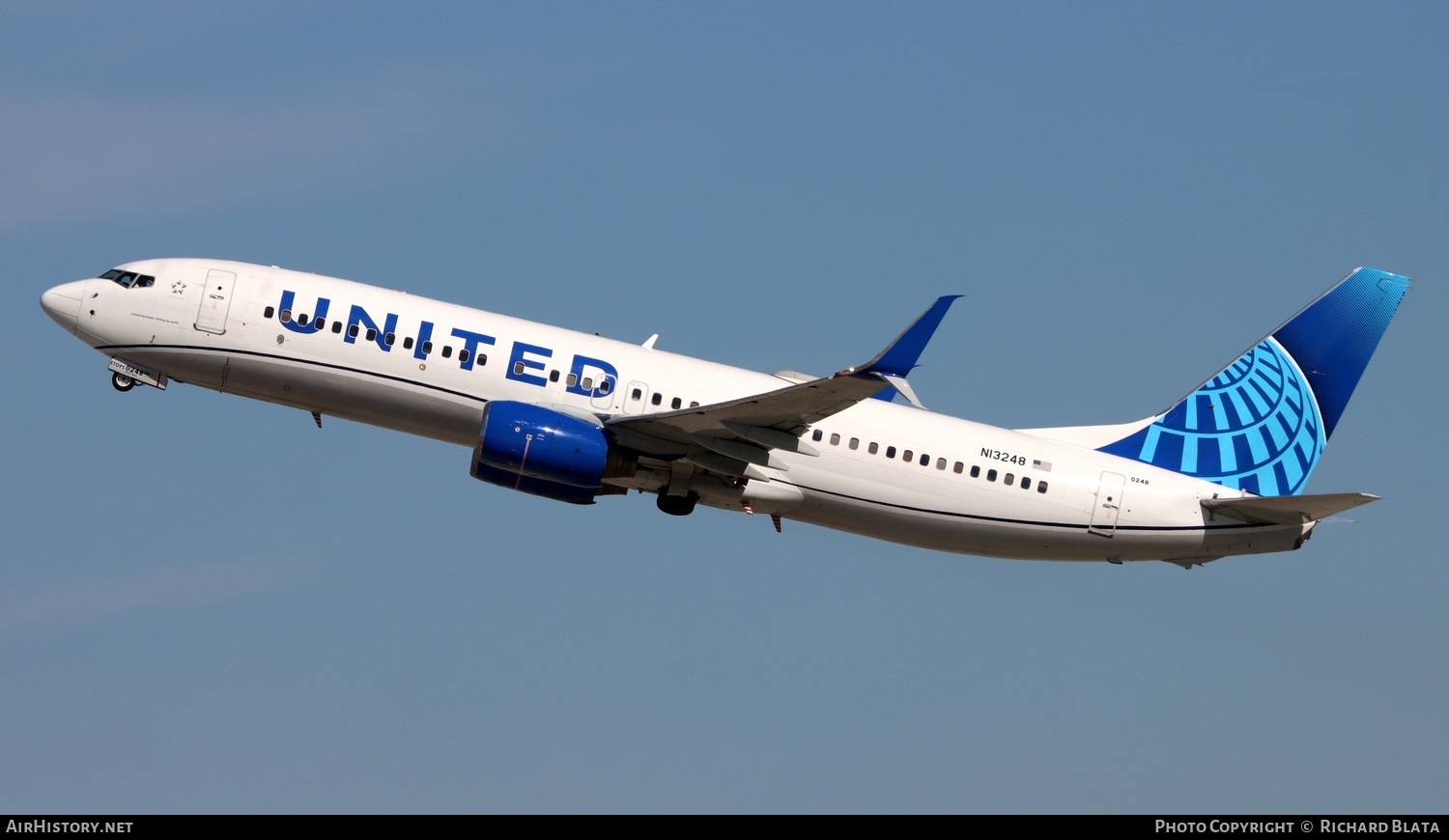 Aircraft Photo of N13248 | Boeing 737-824 | United Airlines | AirHistory.net #654246