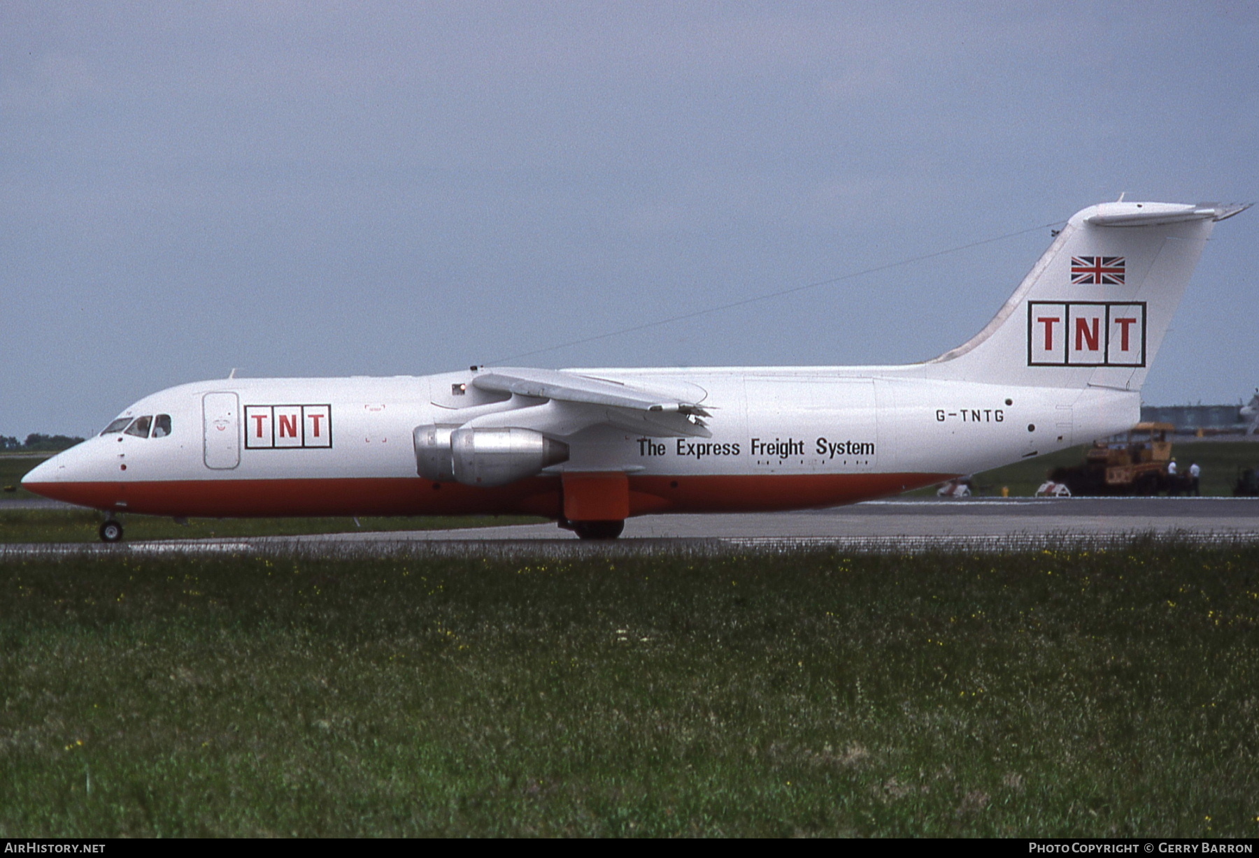 Aircraft Photo of G-TNTG | British Aerospace BAe-146-300QT Quiet Trader | TNT Express | AirHistory.net #654312