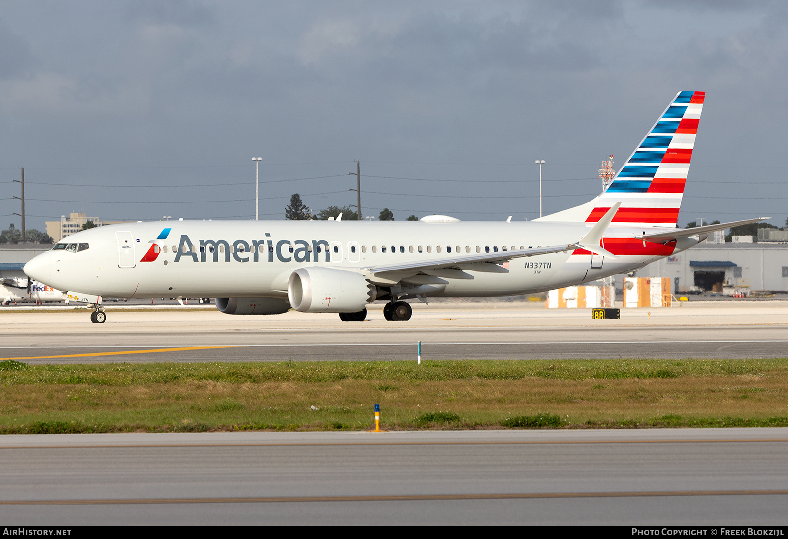 Aircraft Photo of N337TN | Boeing 737-8 Max 8 | American Airlines | AirHistory.net #654336