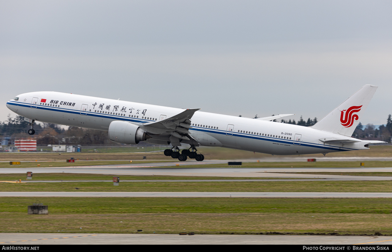 Aircraft Photo of B-2090 | Boeing 777-39L/ER | Air China | AirHistory.net #654485