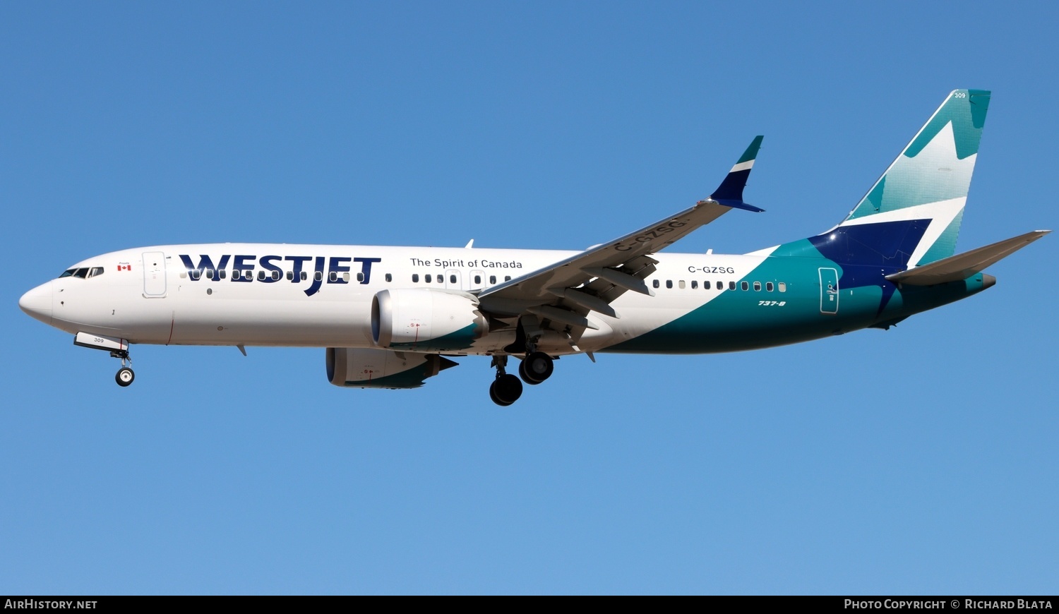 Aircraft Photo of C-GZSG | Boeing 737-8 Max 8 | WestJet | AirHistory.net #654541