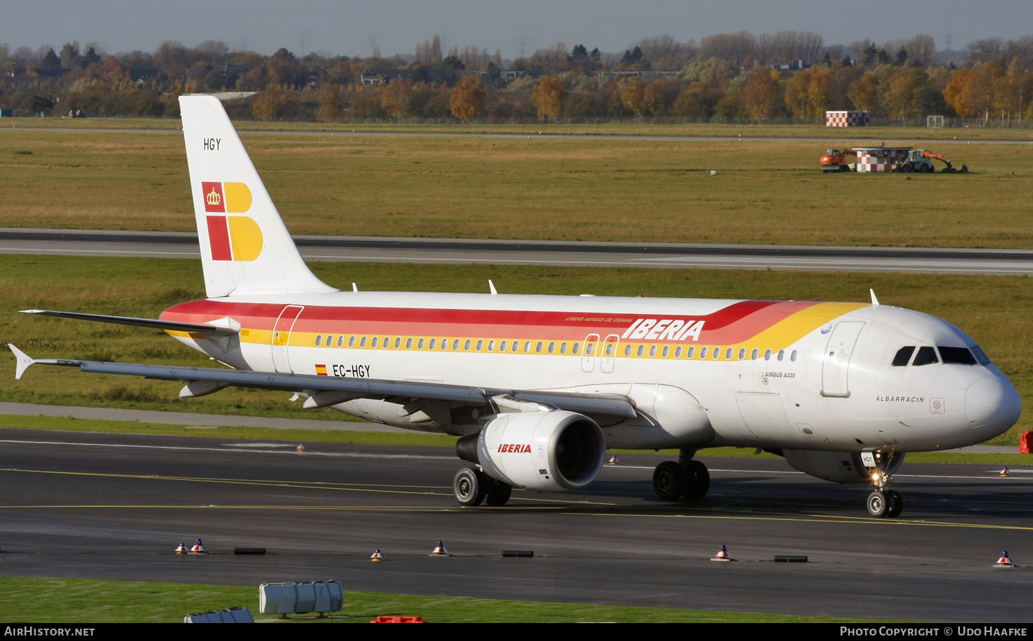 Aircraft Photo of EC-HGY | Airbus A320-214 | Iberia | AirHistory.net #654557