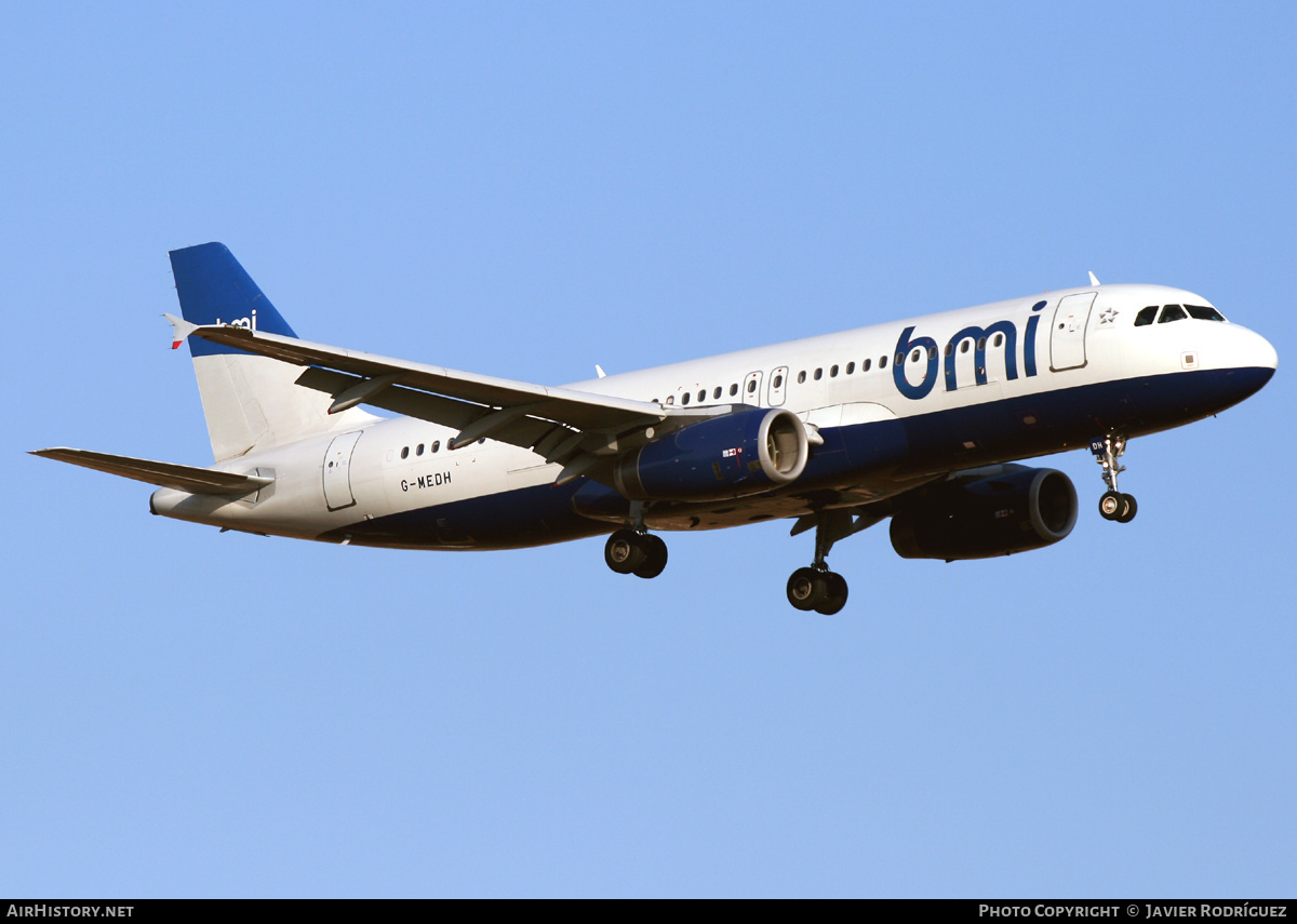 Aircraft Photo of G-MEDH | Airbus A320-232 | BMI - British Midland International | AirHistory.net #654713