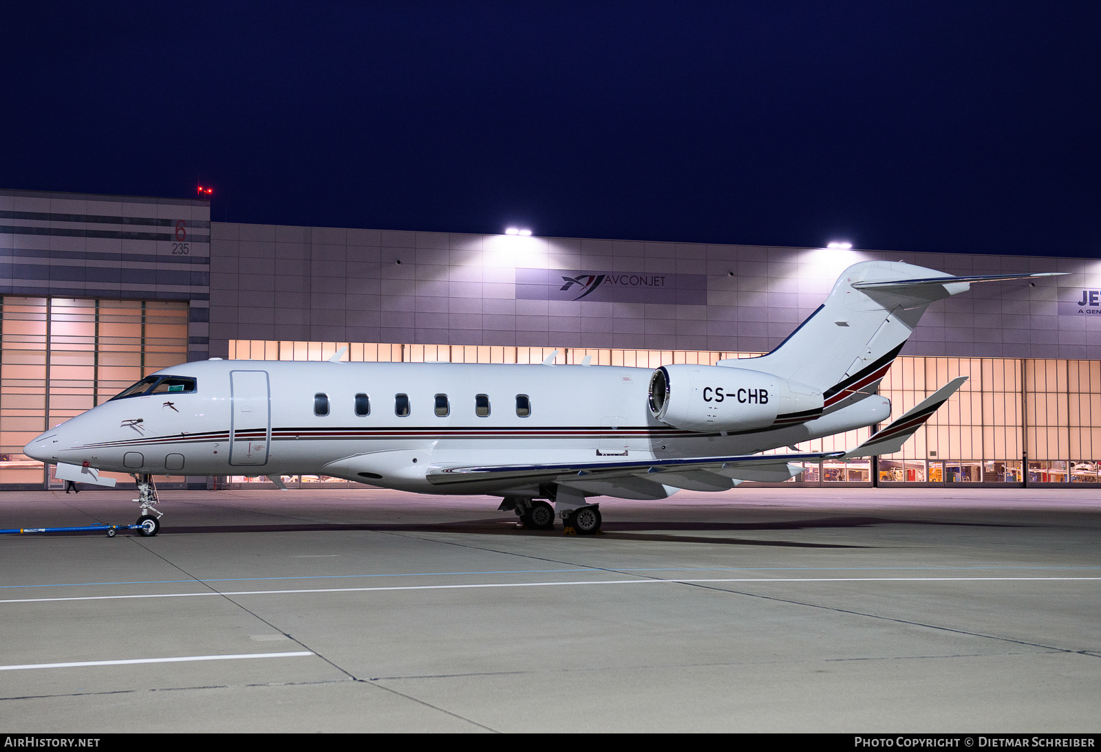 Aircraft Photo of CS-CHB | Bombardier Challenger 350 (BD-100-1A10) | AirHistory.net #654724