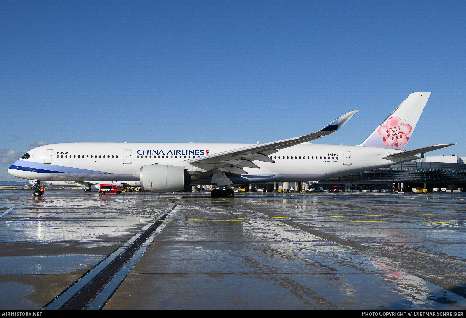 Aircraft Photo of B-18902 | Airbus A350-941 | China Airlines | AirHistory.net #654750