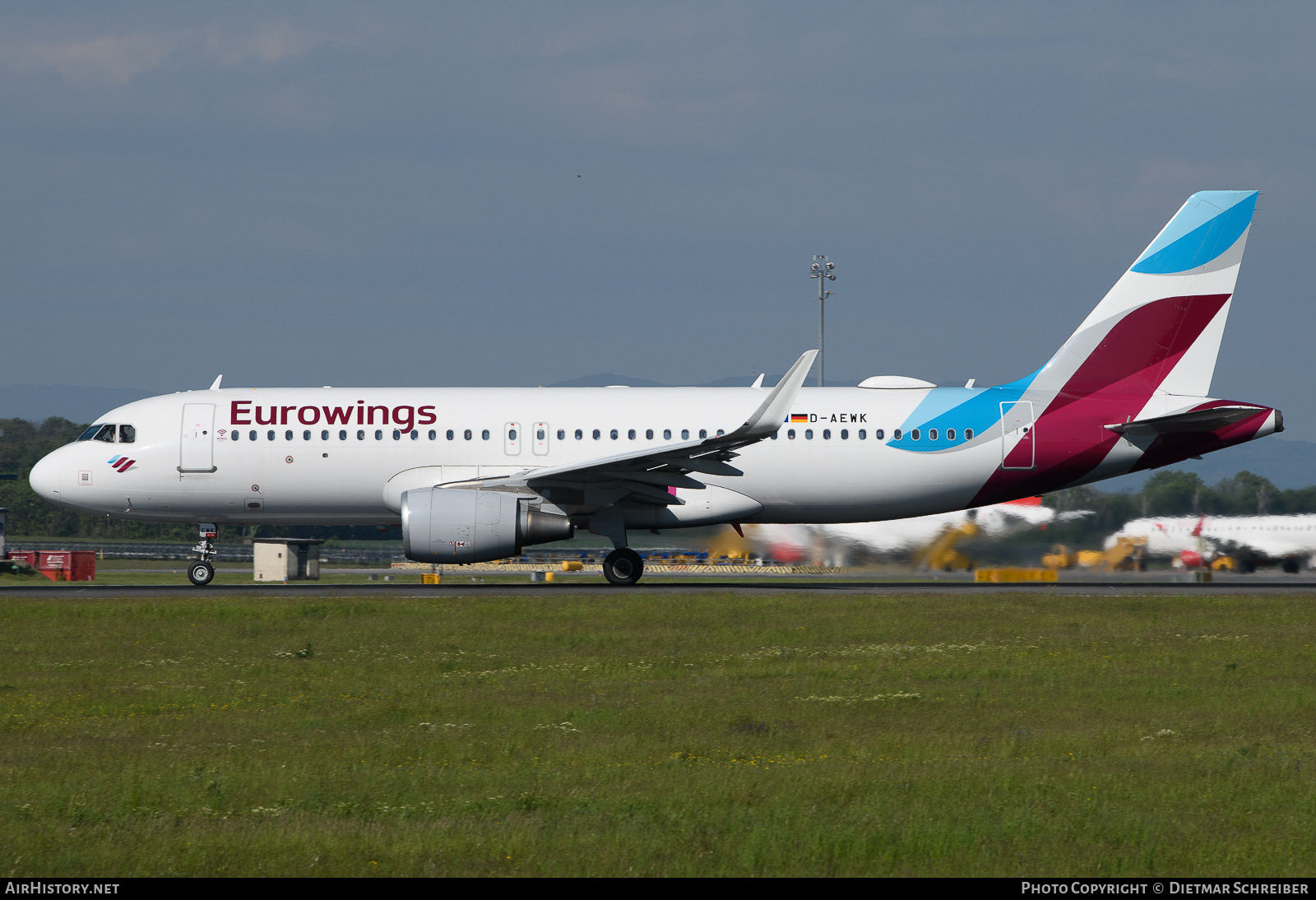 Aircraft Photo of D-AEWK | Airbus A320-214 | Eurowings | AirHistory.net #654813