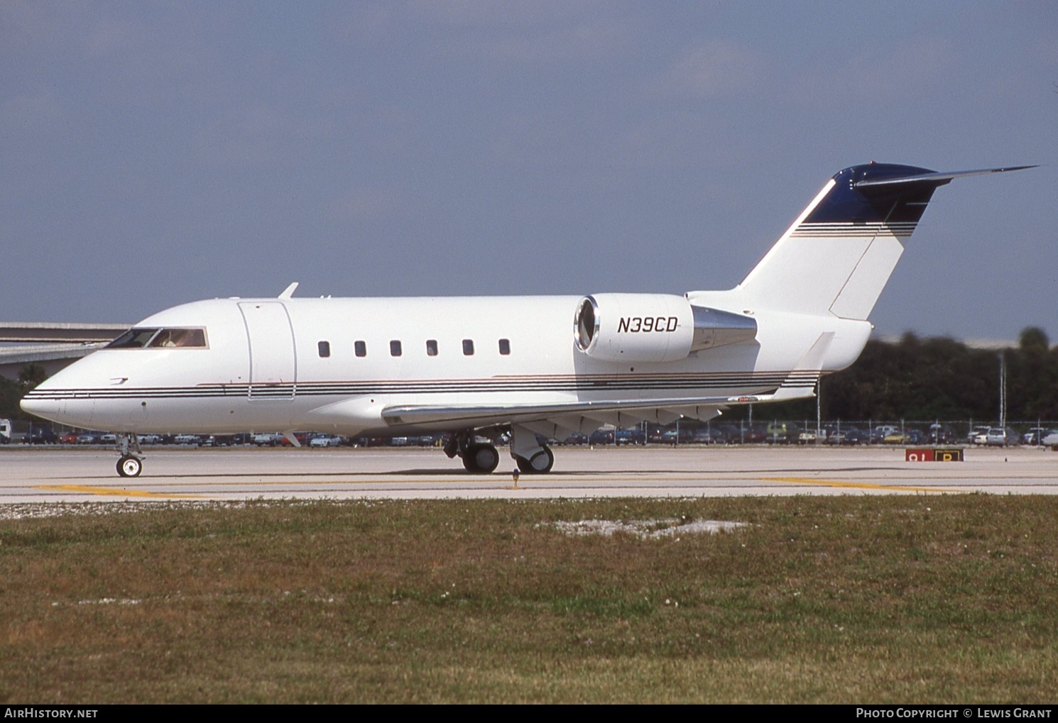 Aircraft Photo of N39CD | Canadair Challenger 601-1A (CL-600-2A12) | AirHistory.net #654822