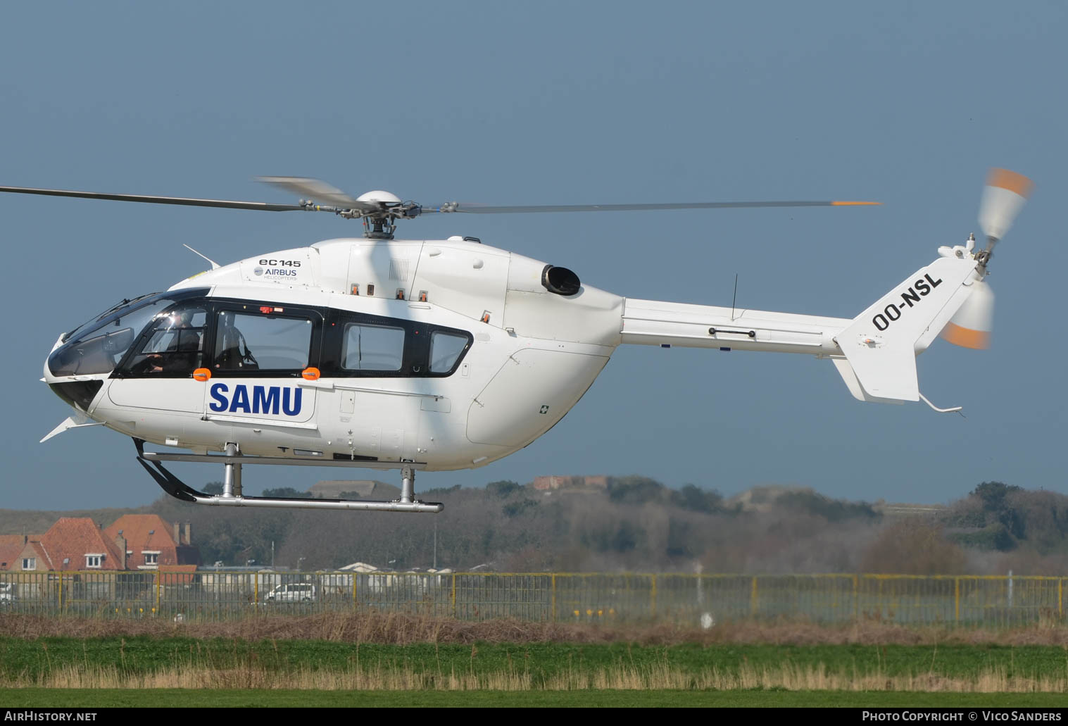 Aircraft Photo of OO-NSL | Eurocopter-Kawasaki EC-145 (BK-117C-2) | SAMU - Service d'Aide Médicale Urgente | AirHistory.net #654971
