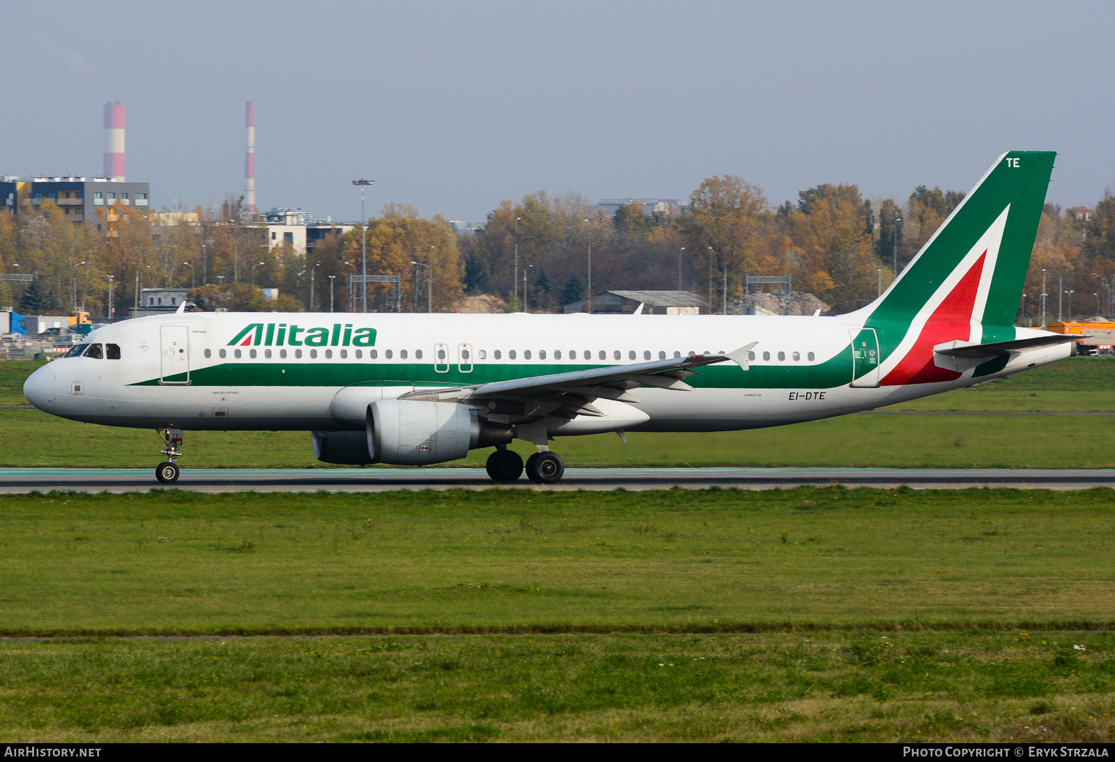 Aircraft Photo of EI-DTE | Airbus A320-216 | Alitalia | AirHistory.net #655049