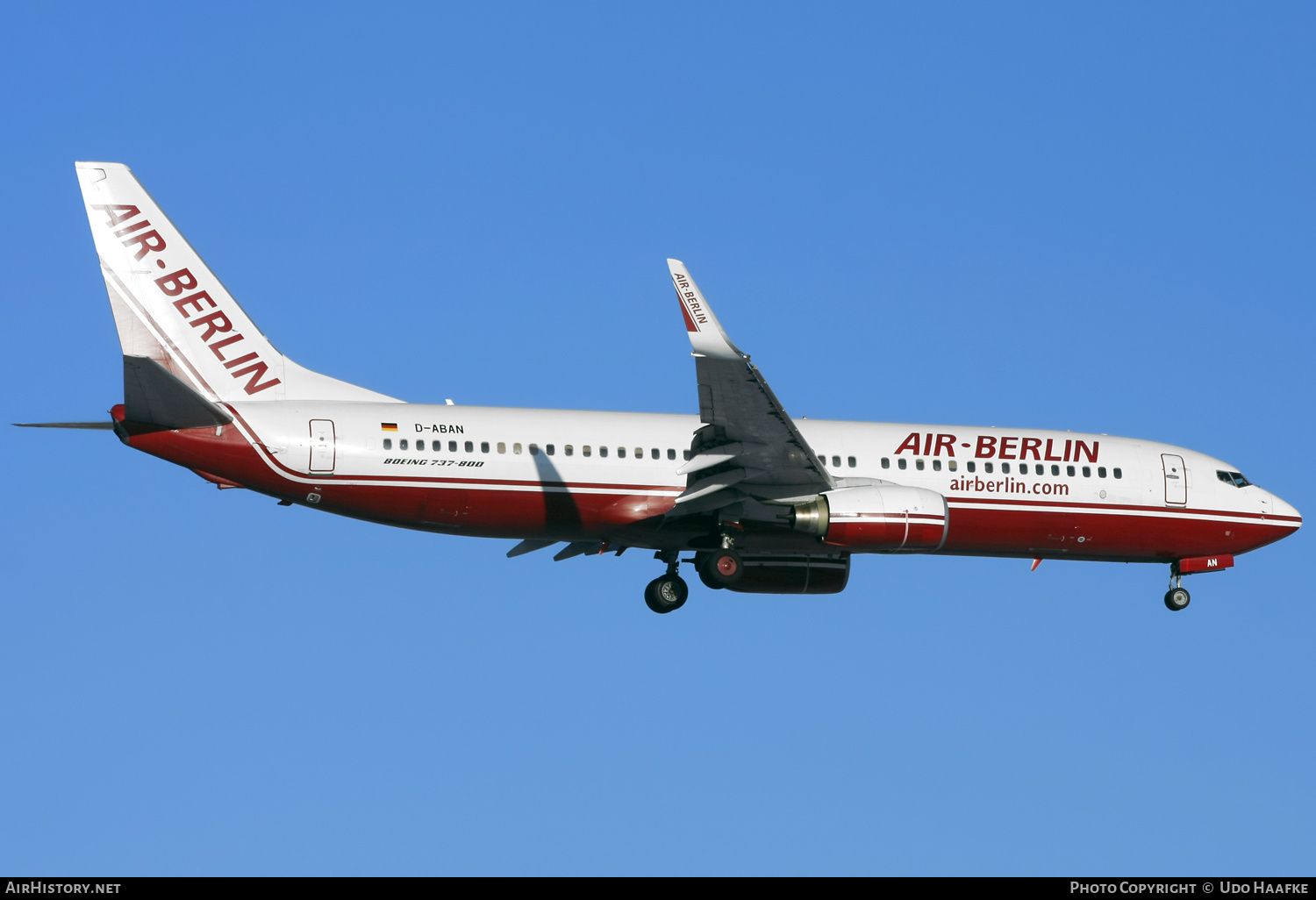 Aircraft Photo of D-ABAN | Boeing 737-86J | Air Berlin | AirHistory.net #655098