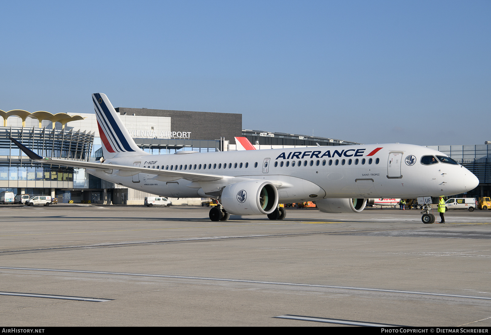 Aircraft Photo of F-HZUF | Airbus A220-371 (BD-500-1A11) | Air France | AirHistory.net #655106