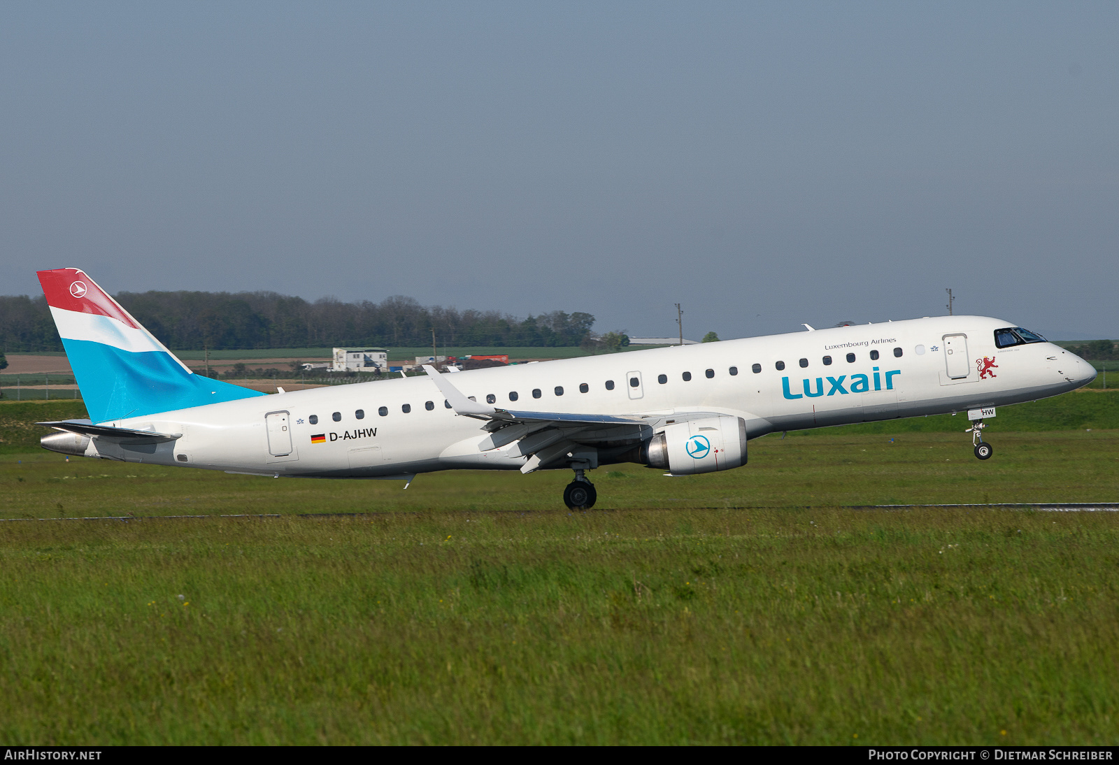 Aircraft Photo of D-AJHW | Embraer 190LR (ERJ-190-100LR) | Luxair | AirHistory.net #655145