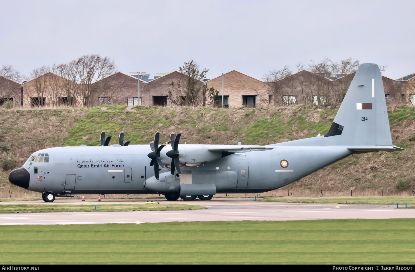 Aircraft Photo of 214 | Lockheed Martin C-130J-30 Hercules | Qatar - Air Force | AirHistory.net #655160
