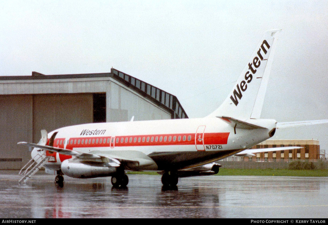 Aircraft Photo of N70721 | Boeing 737-284/Adv | Western Airlines | AirHistory.net #655172