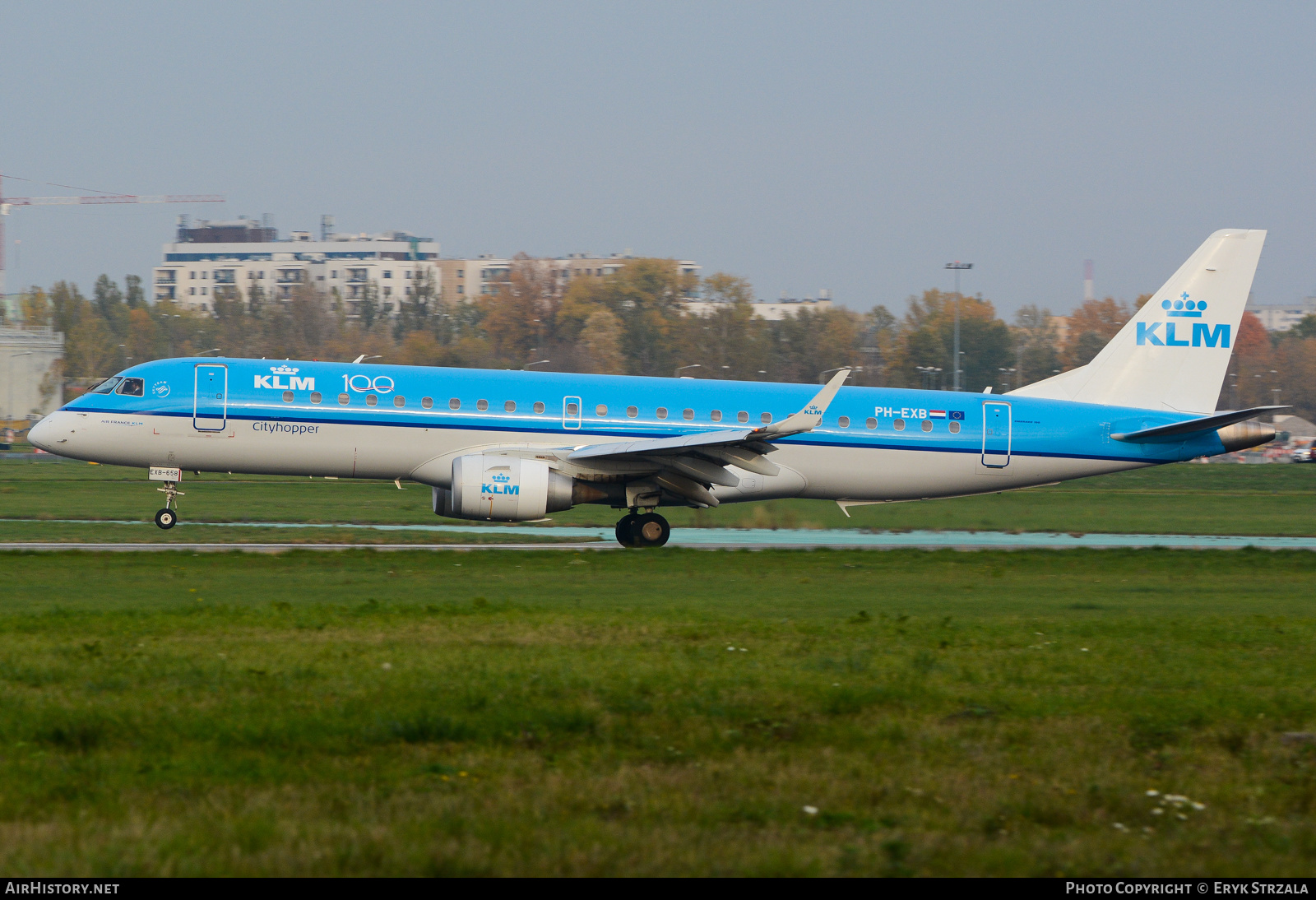 Aircraft Photo of PH-EXB | Embraer 190STD (ERJ-190-100STD) | KLM Cityhopper | AirHistory.net #655242