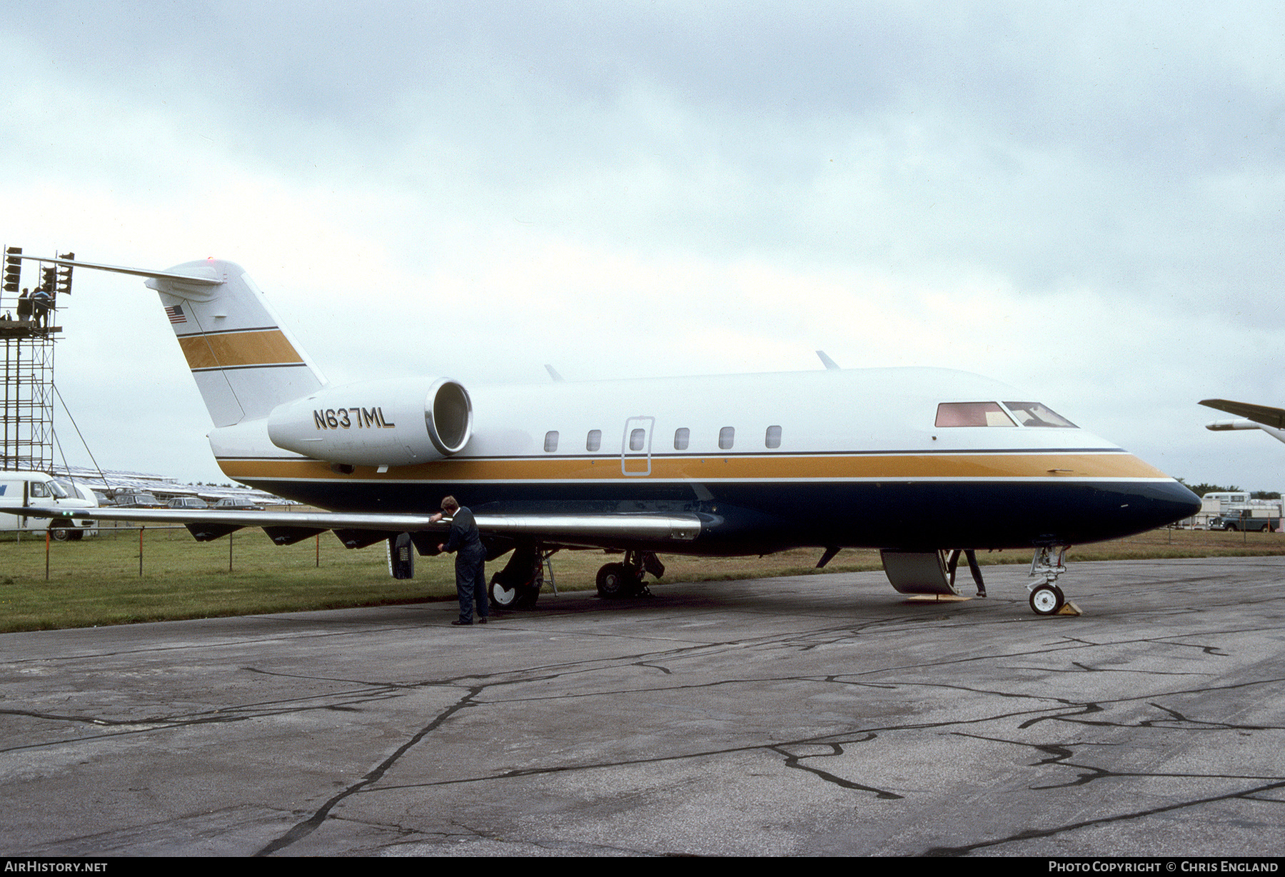 Aircraft Photo of N637ML | Canadair Challenger 600 (CL-600-1A11) | AirHistory.net #655333