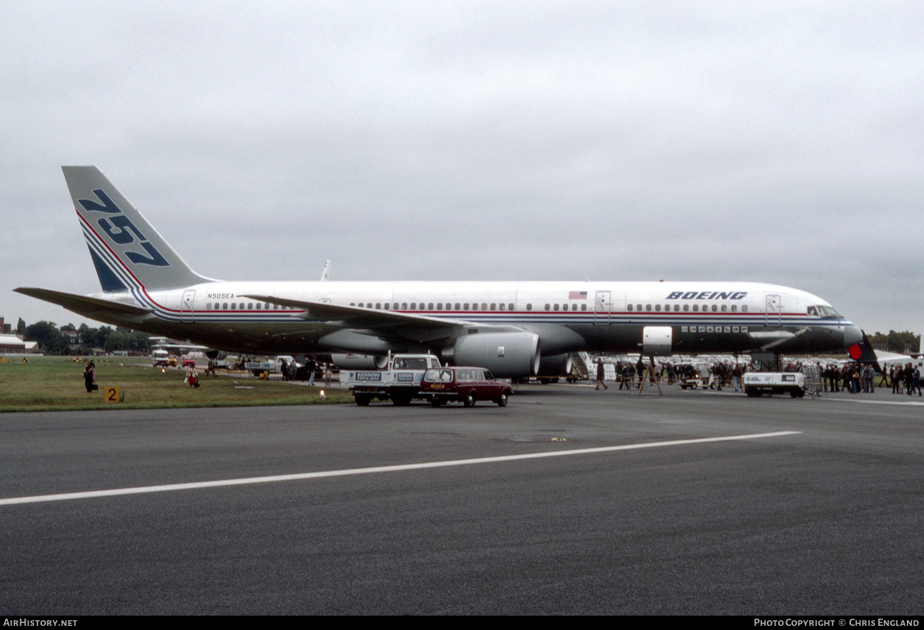 Aircraft Photo of N505EA | Boeing 757-225 | Boeing | AirHistory.net #655414