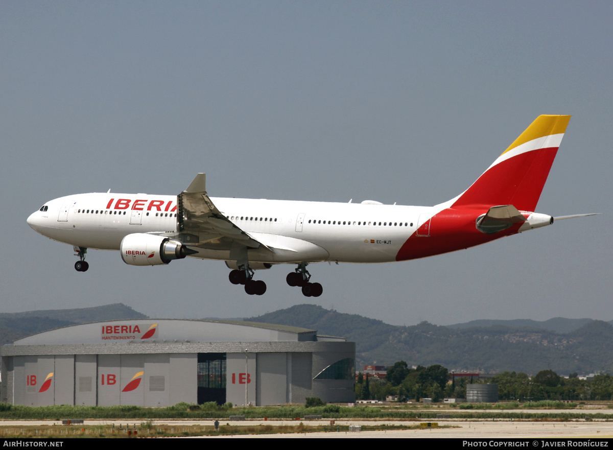 Aircraft Photo of EC-MJT | Airbus A330-202 | Iberia | AirHistory.net #655473