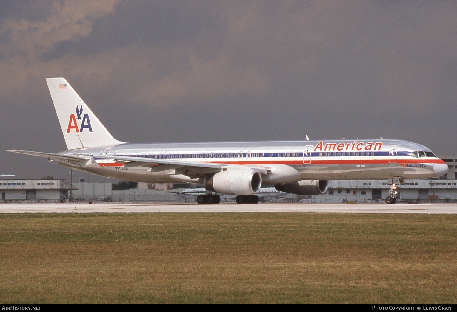 Aircraft Photo of N606AA | Boeing 757-223 | American Airlines | AirHistory.net #655480