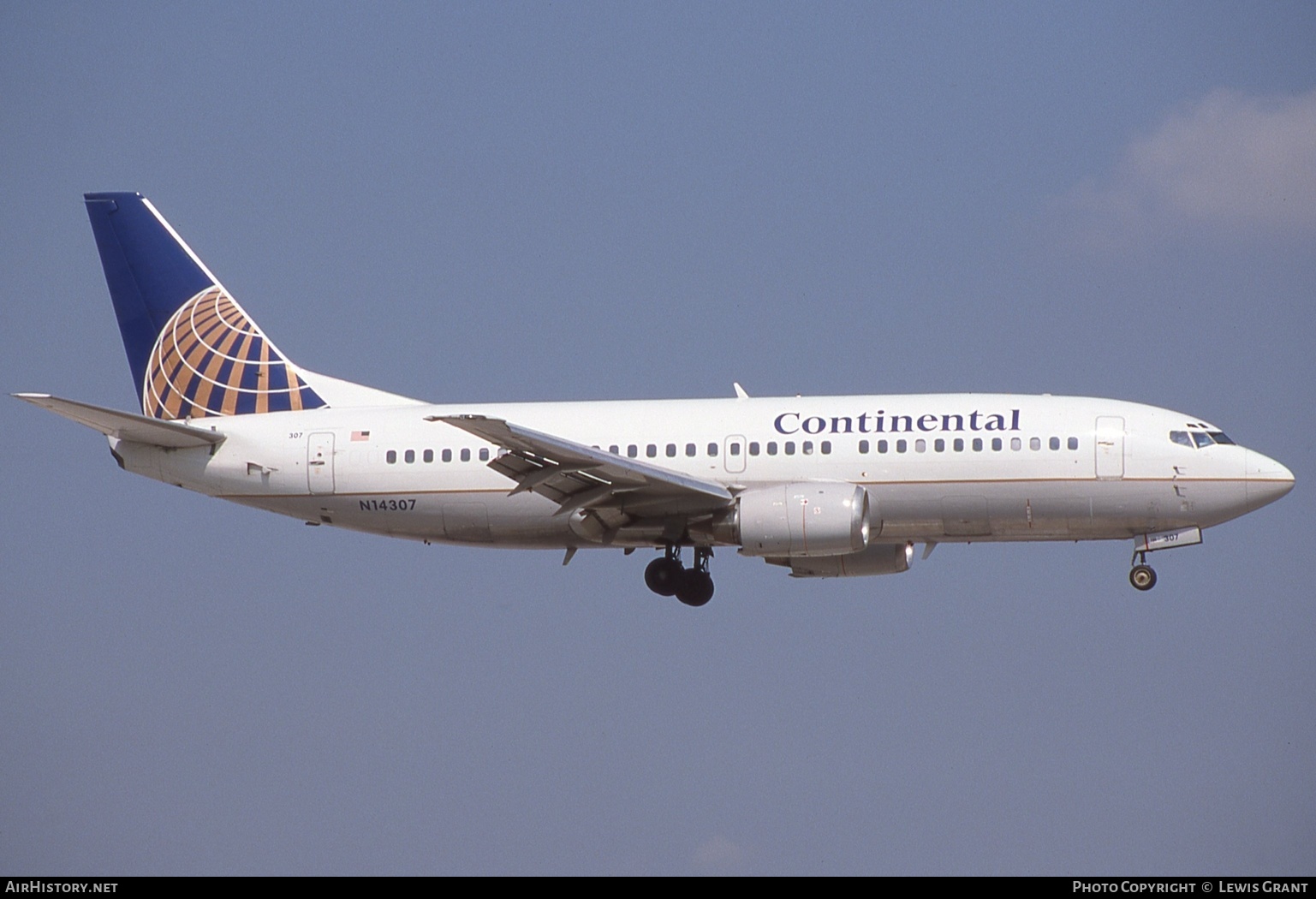 Aircraft Photo of N14307 | Boeing 737-3T0 | Continental Airlines | AirHistory.net #655489