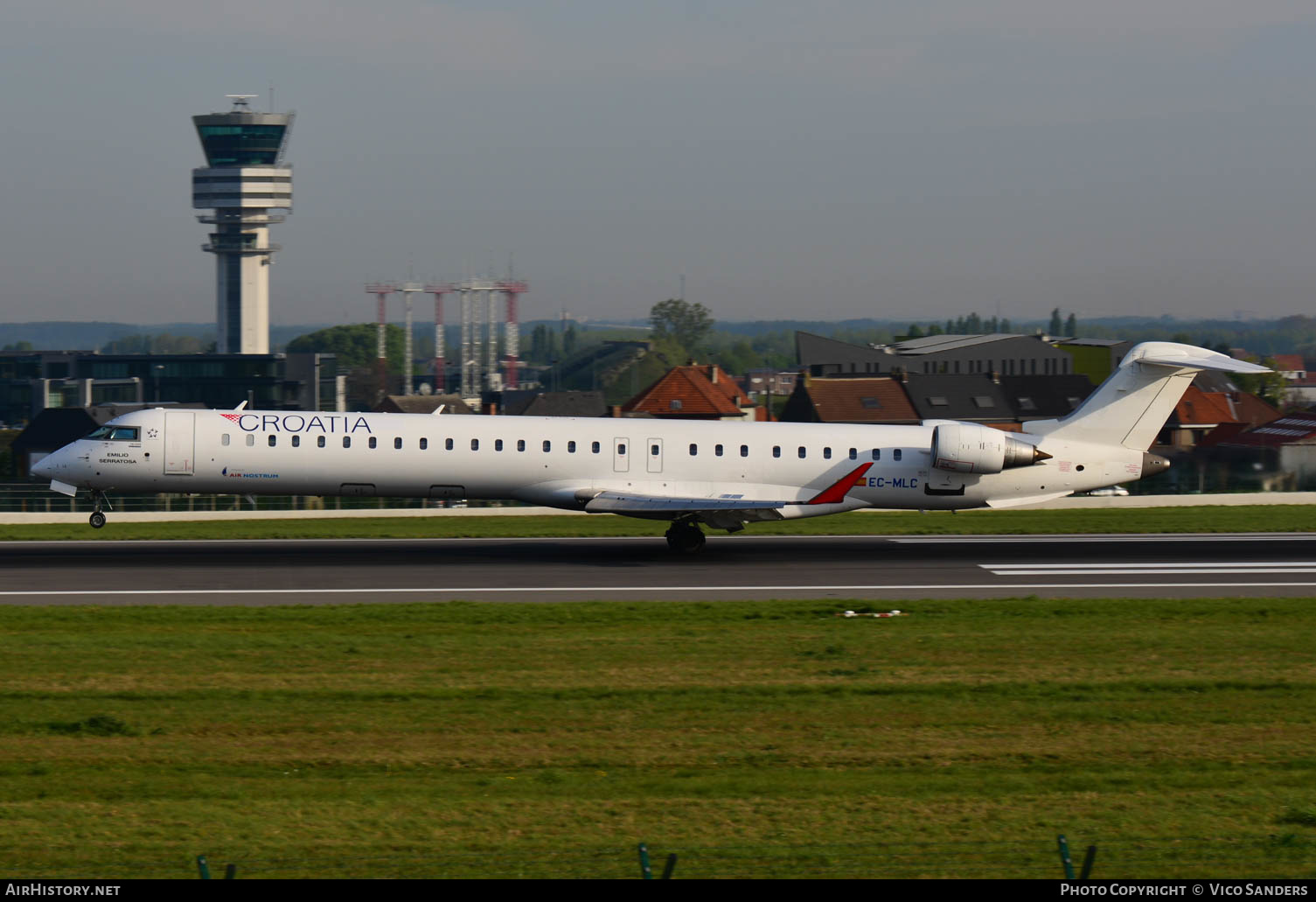 Aircraft Photo of EC-MLC | Bombardier CRJ-1000 (CL-600-2E25) | Croatia Airlines | AirHistory.net #655573