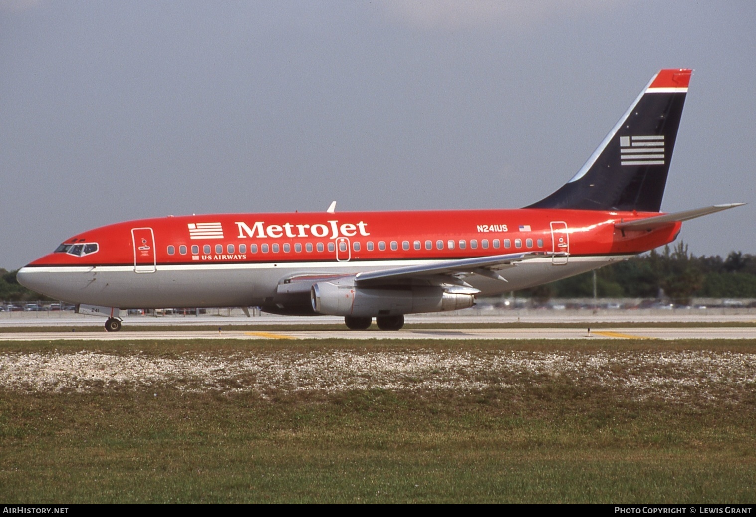 Aircraft Photo of N241US | Boeing 737-201/Adv | Metrojet | AirHistory.net #655654