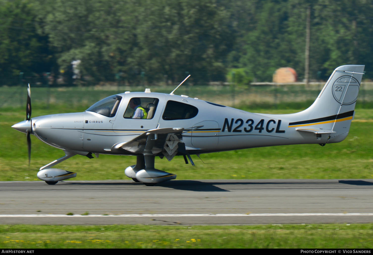 Aircraft Photo of N234CL | Cirrus SR-22T G3-GTS | AirHistory.net #655737