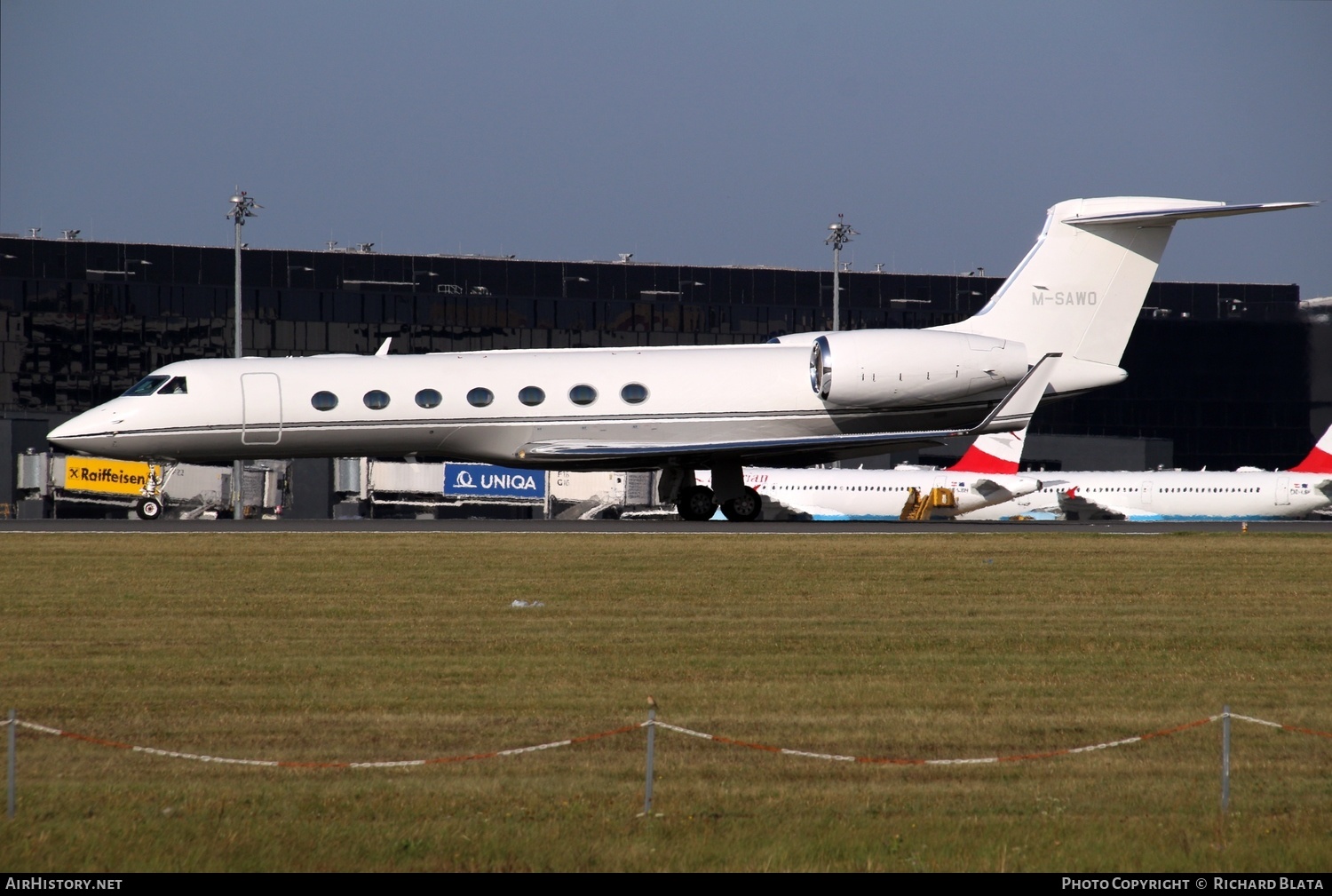 Aircraft Photo of M-SAWO | Gulfstream Aerospace G-V-SP Gulfstream G550 | AirHistory.net #655786
