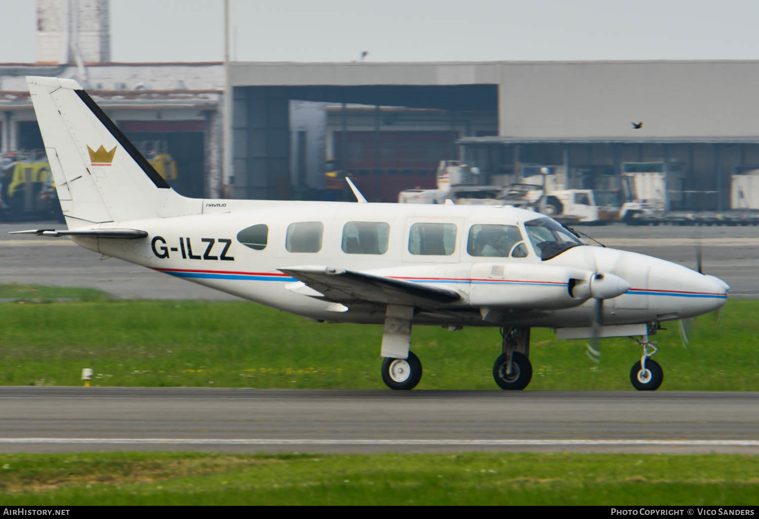 Aircraft Photo of G-ILZZ | Piper PA-31-310 Navajo | AirHistory.net #655841