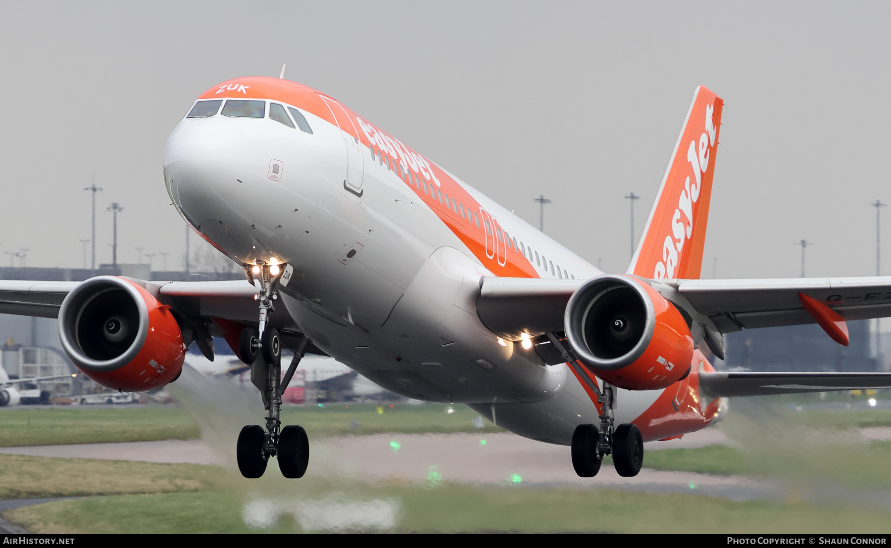 Aircraft Photo of G-EZUK | Airbus A320-214 | EasyJet | AirHistory.net #655867