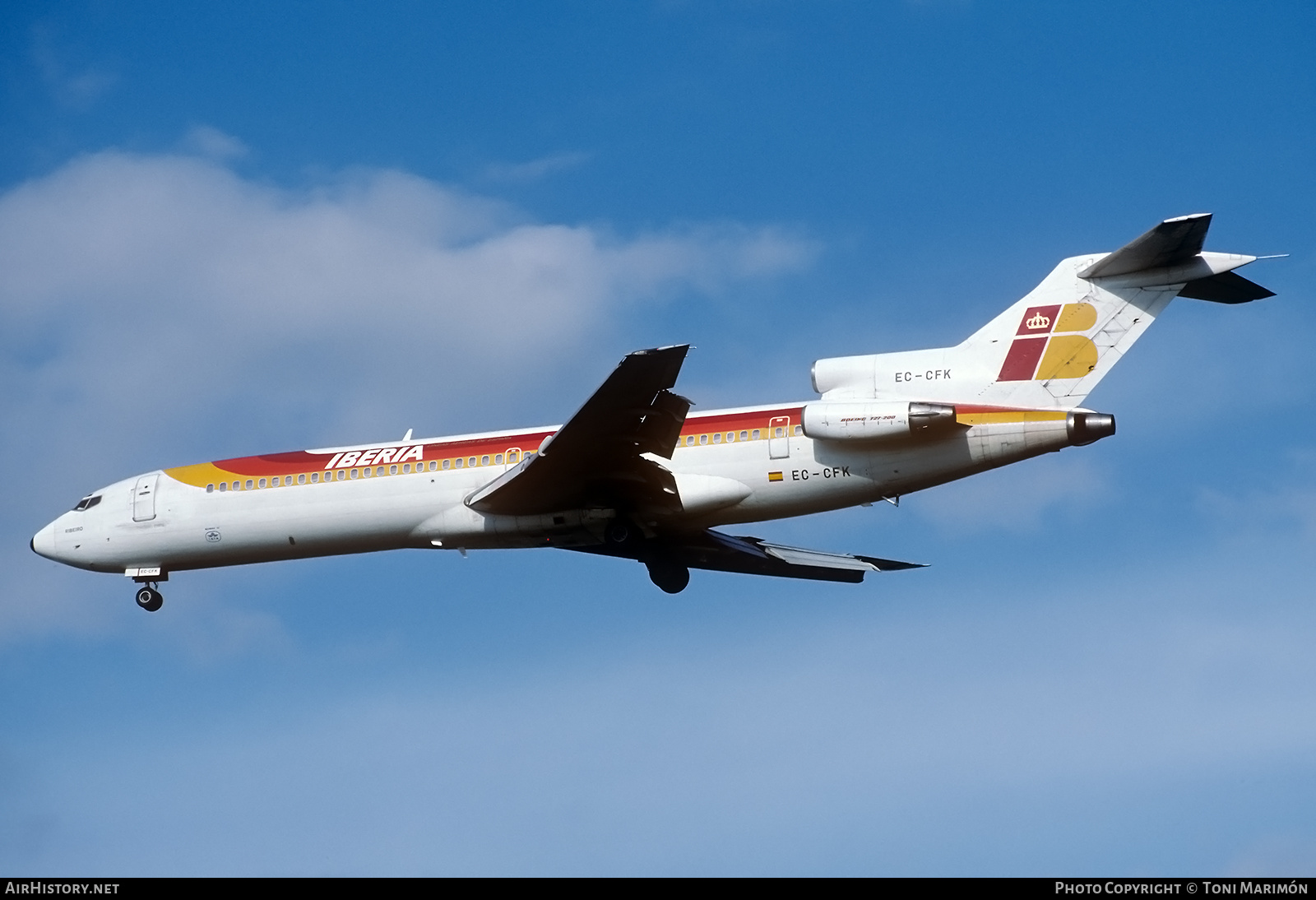 Aircraft Photo of EC-CFK | Boeing 727-256/Adv | Iberia | AirHistory.net #656027